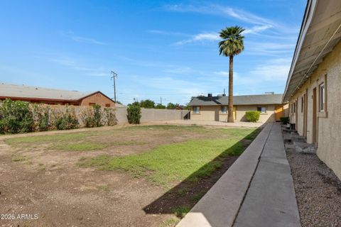 2238 E TAYLOR Street Phoenix AZ 85006