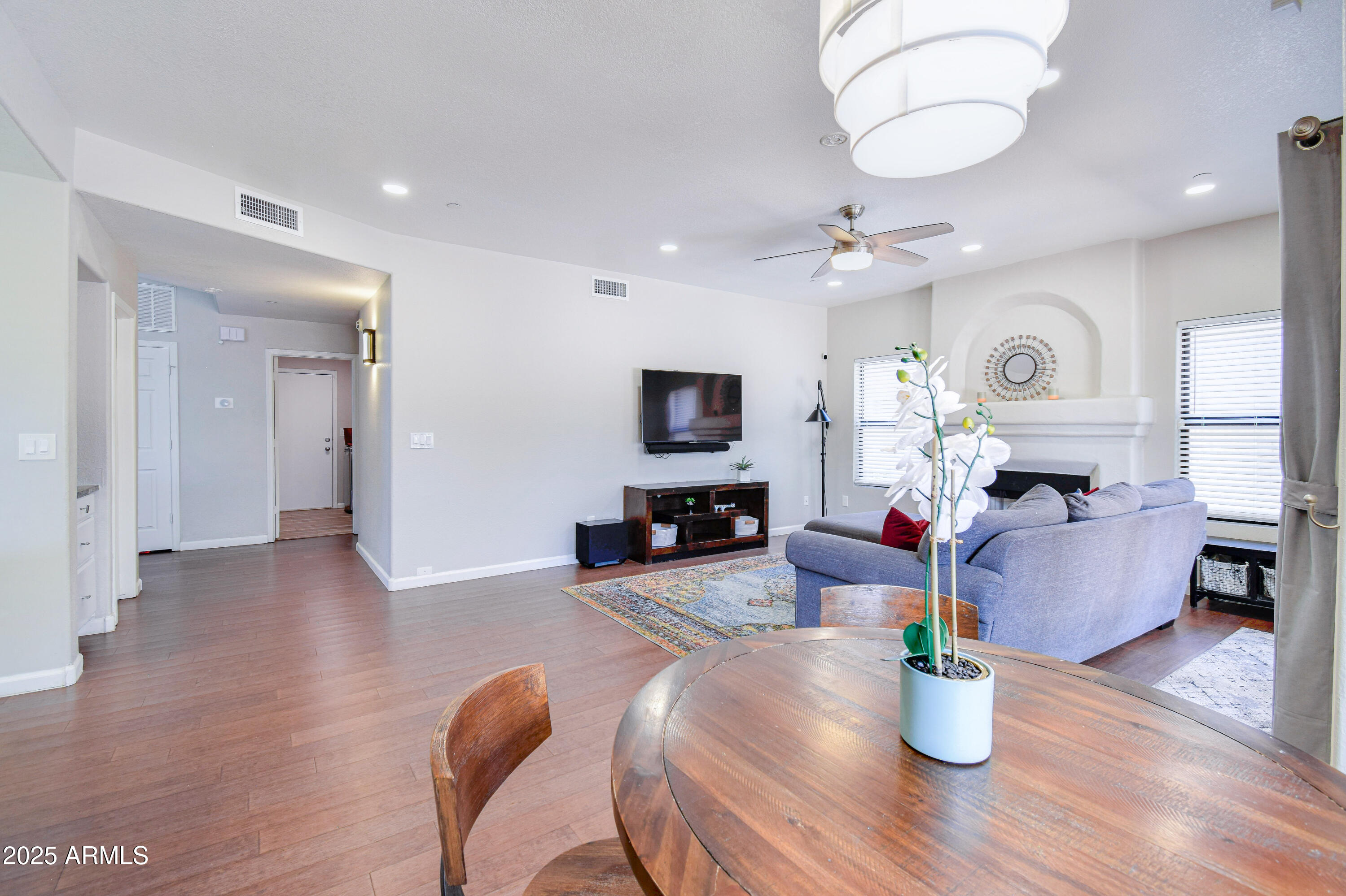 3921 W JASPER Drive