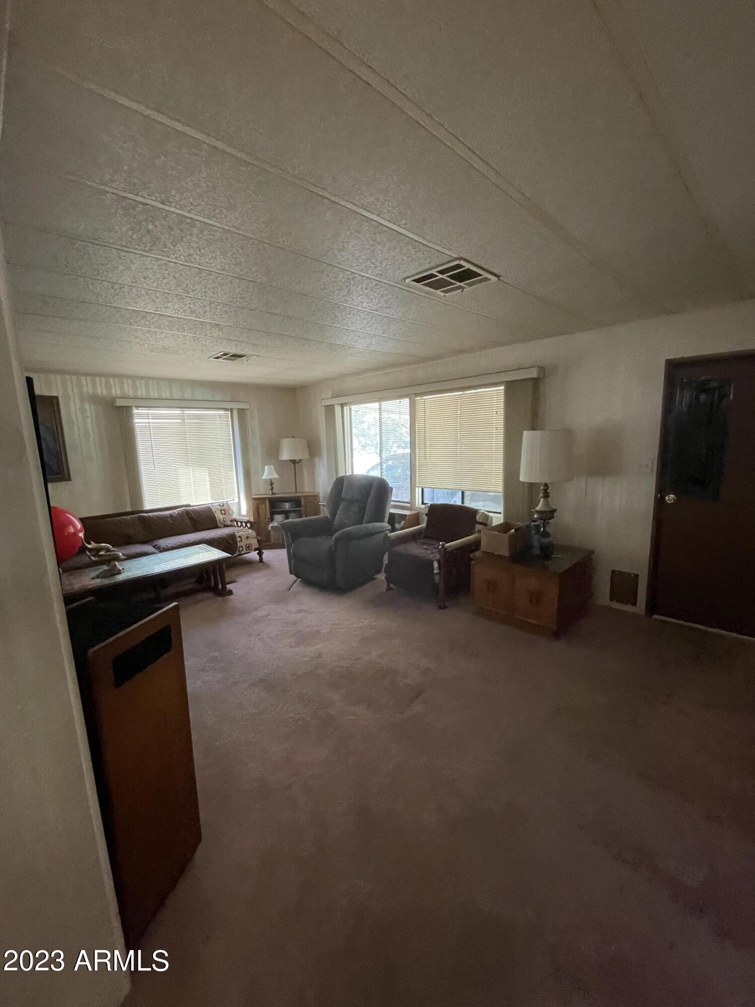 Photo 4 of 14 of 3327 E COYOTE Circle 3 mobile home