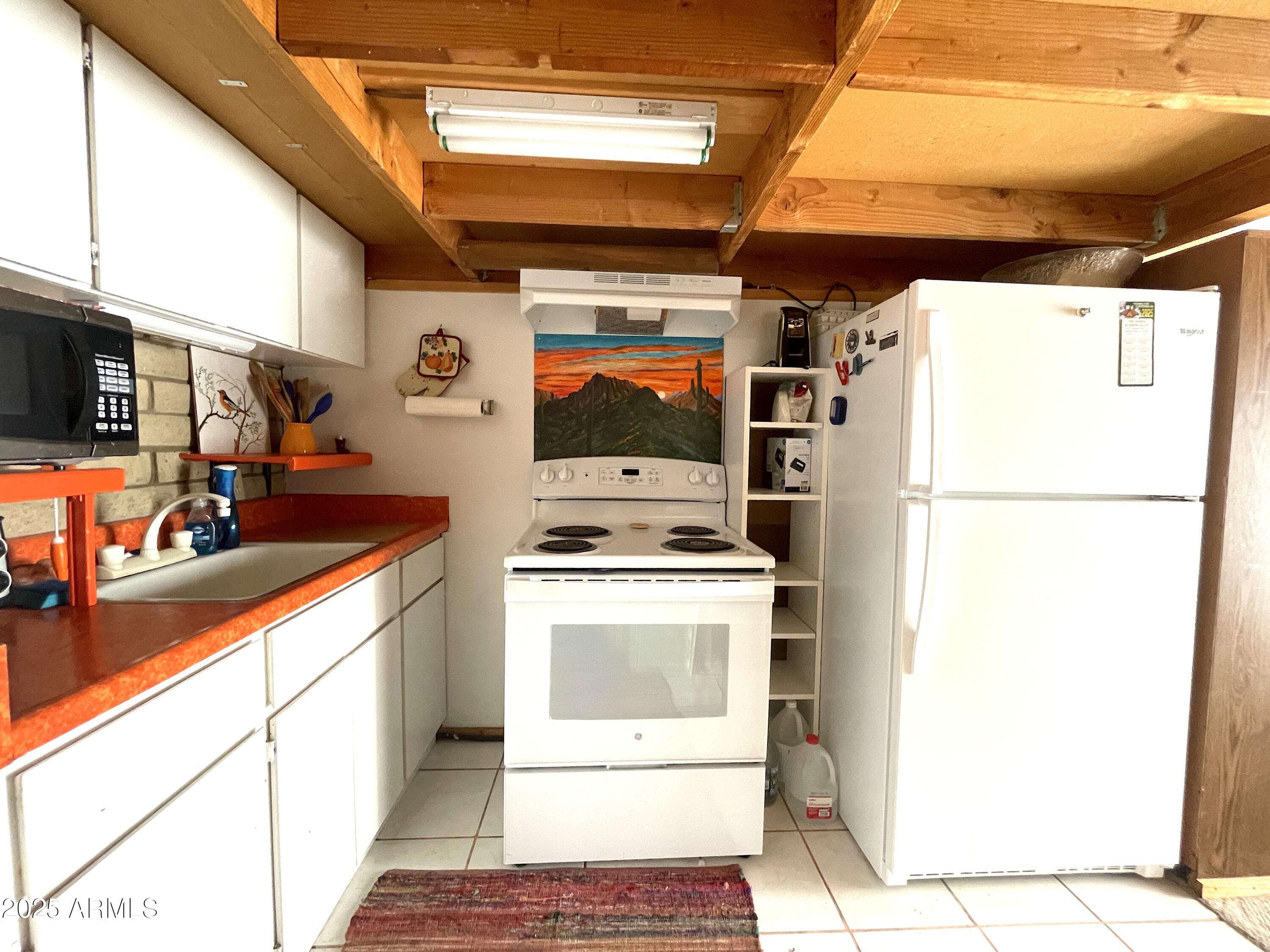 QUEEN VALLEY ESTATES UNIT SEVEN - Residential