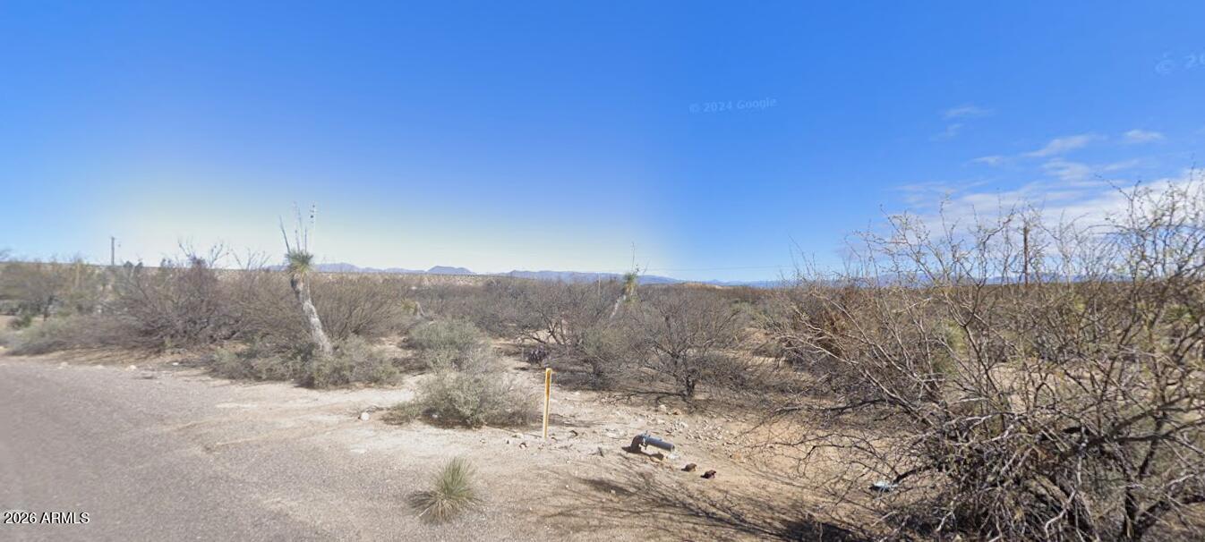 Thunderbird Valley - Land