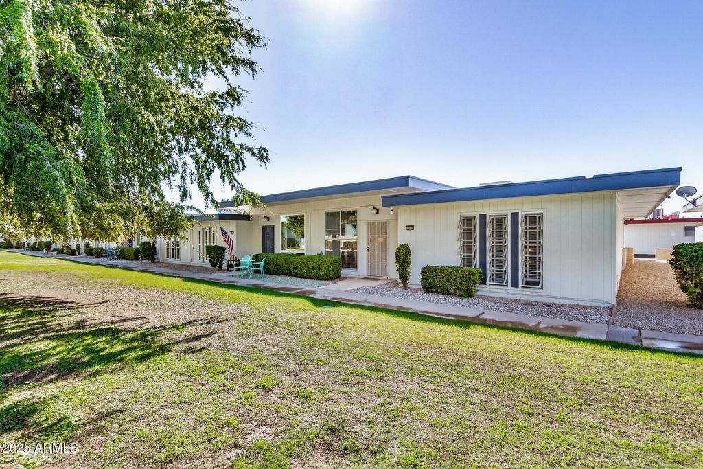 Photo of 13039 N 100th Drive, Sun City, AZ 85351 (MLS # 6947523)