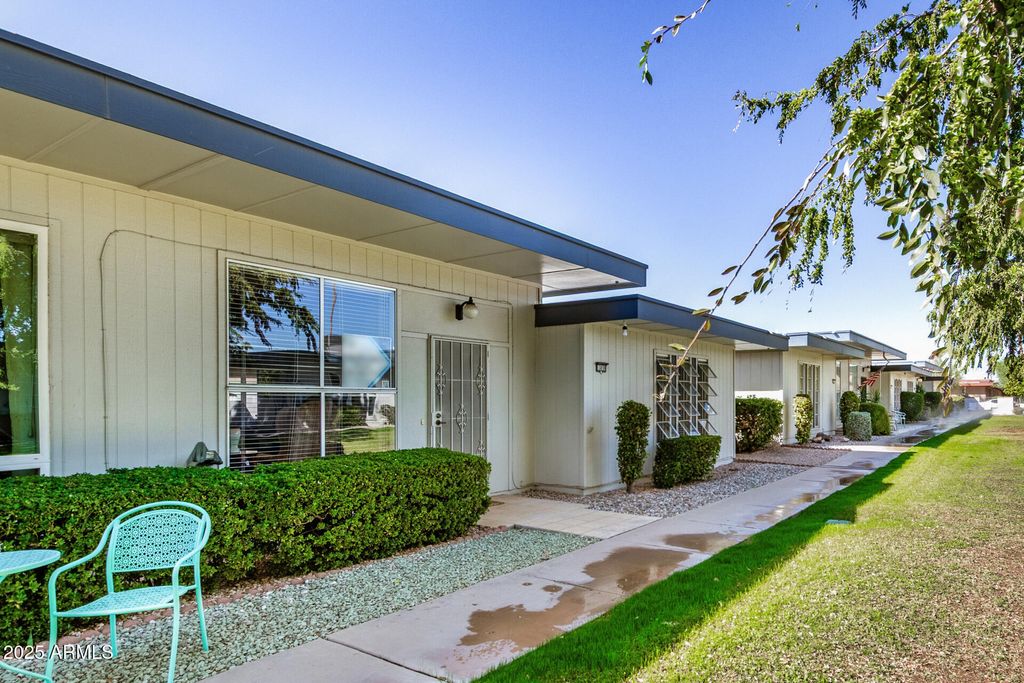 Photo of 13039 N 100th Drive, Sun City, AZ 85351 (MLS # 6947523)