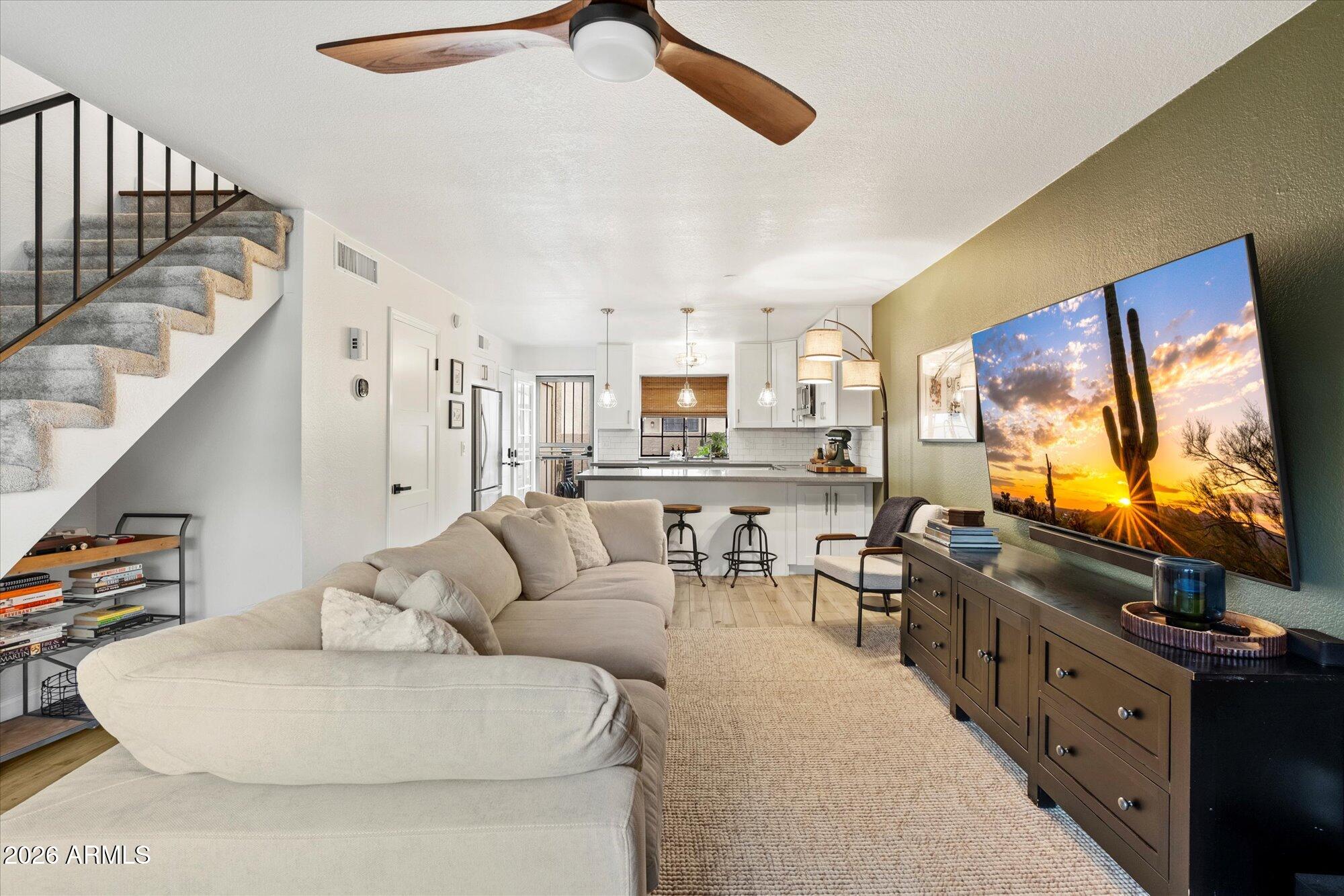 5704 E AIRE LIBRE Avenue 1121