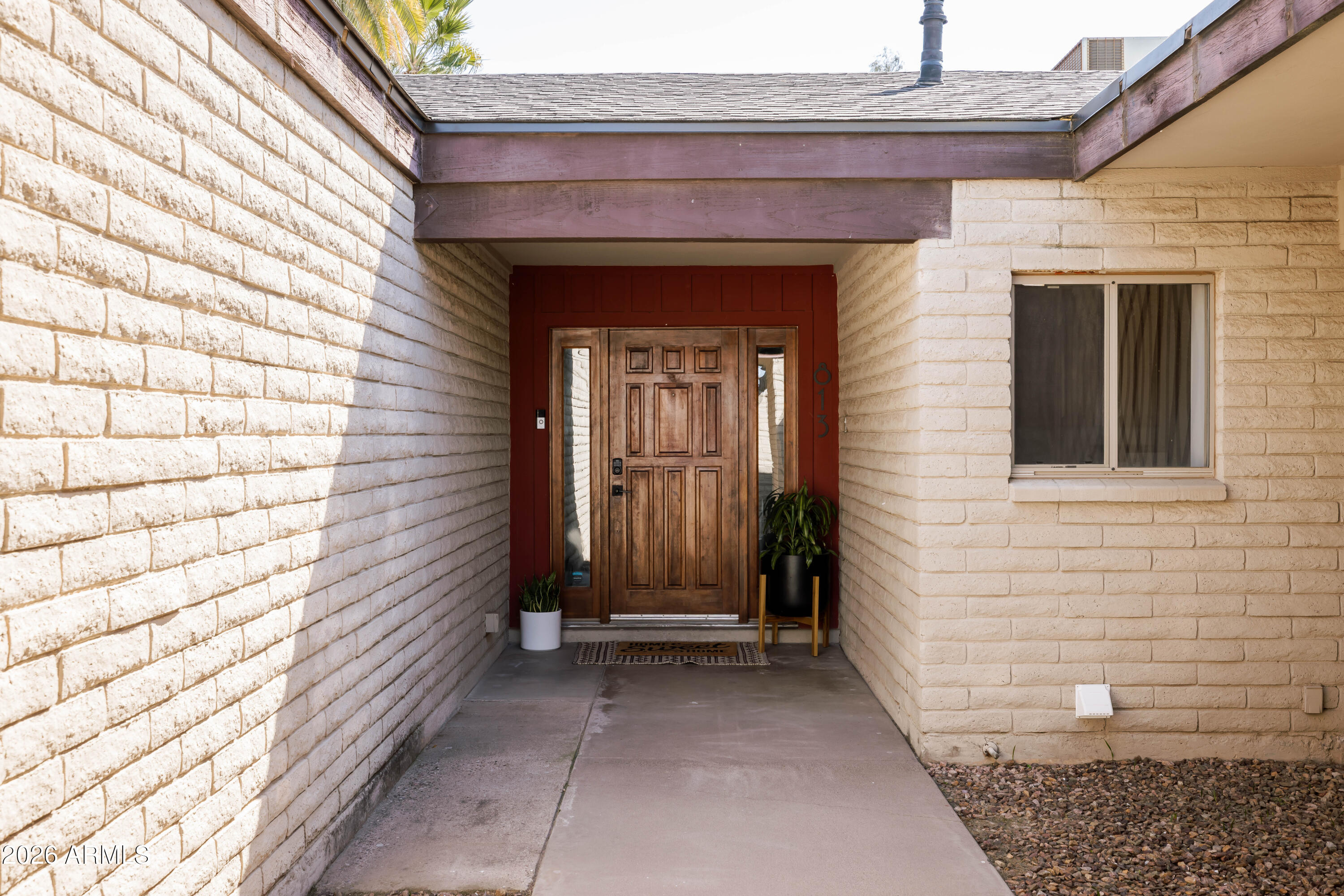 813 W GLENEAGLES Drive