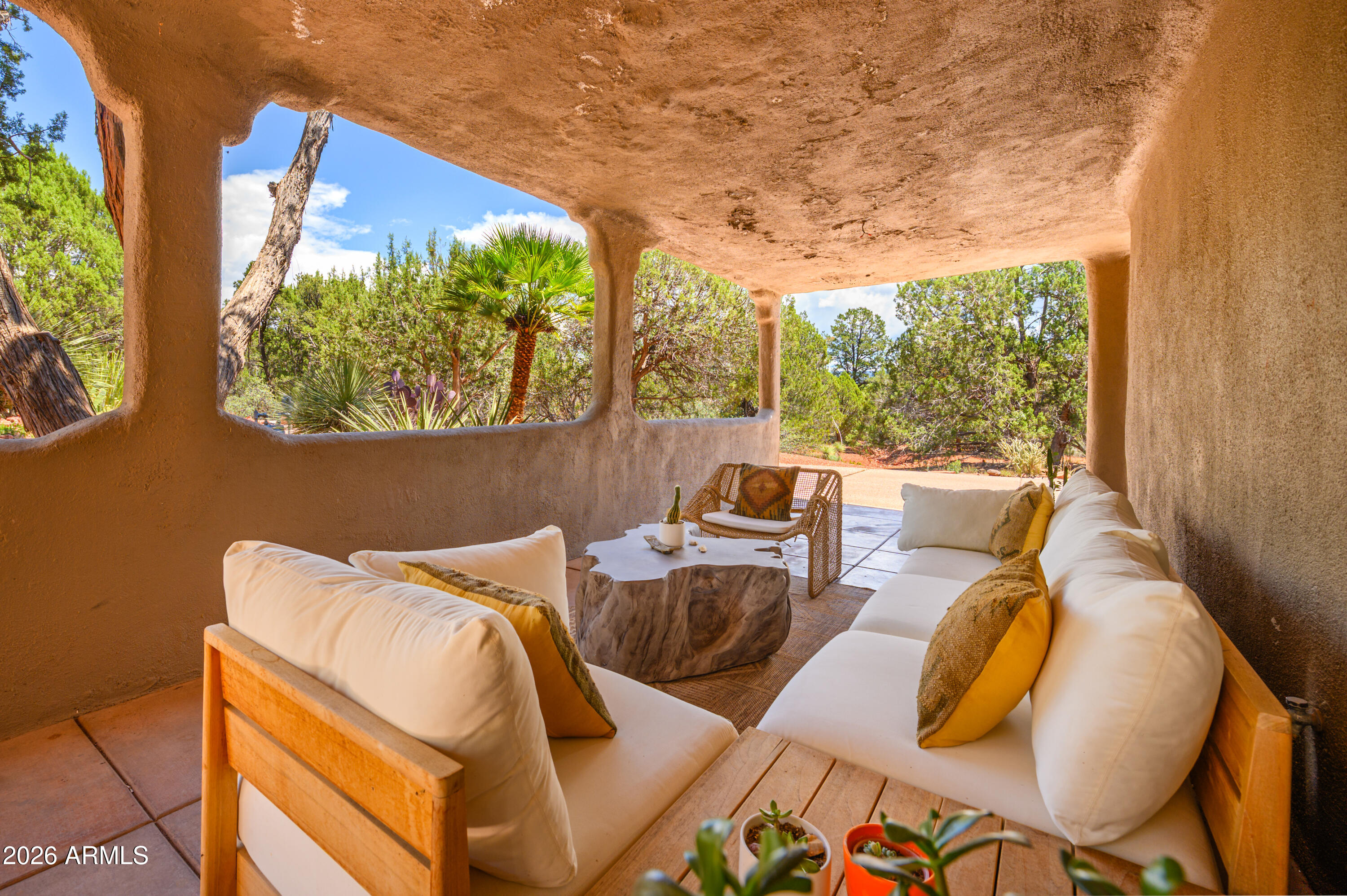 385 FOOTHILLS SOUTH Drive