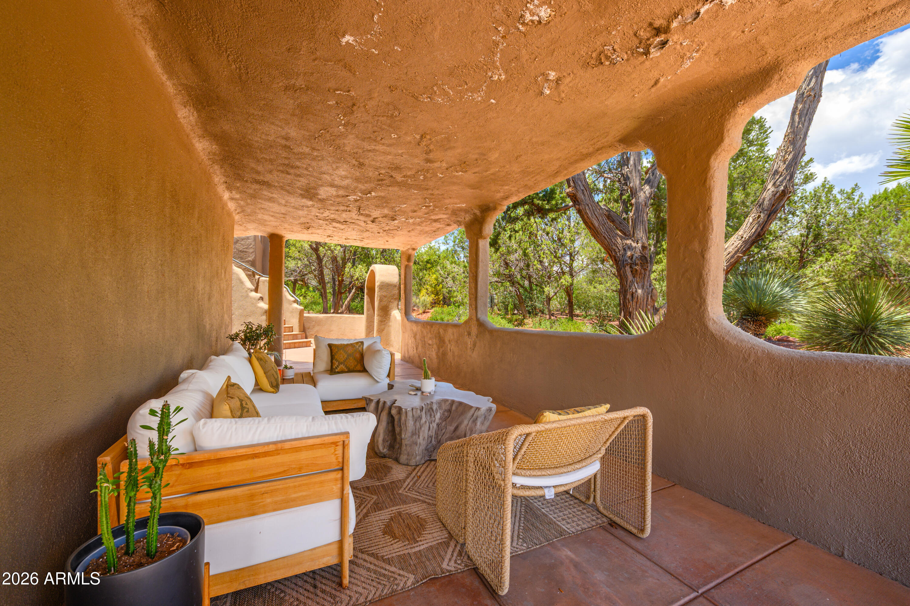 385 FOOTHILLS SOUTH Drive