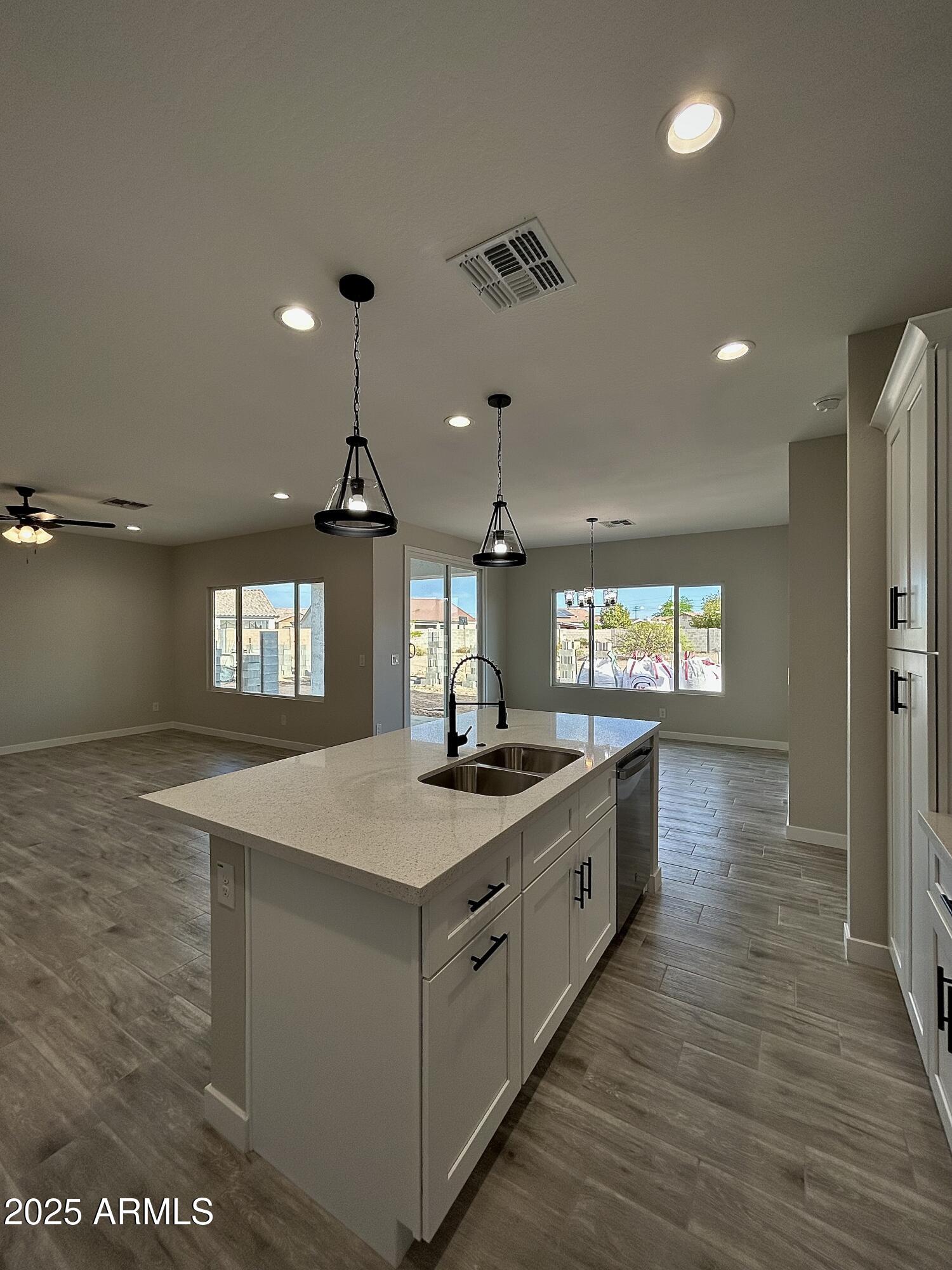 9933 W KEN Drive