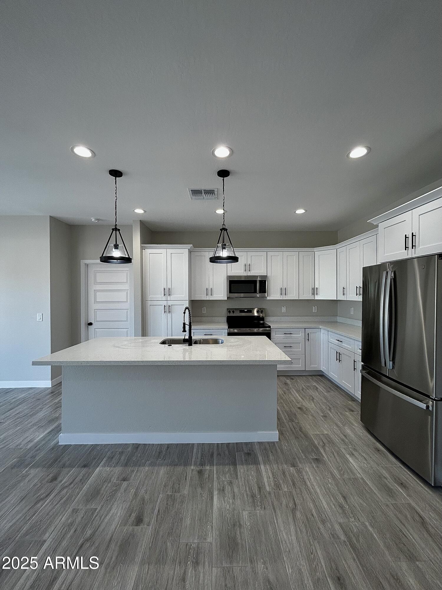 9933 W KEN Drive