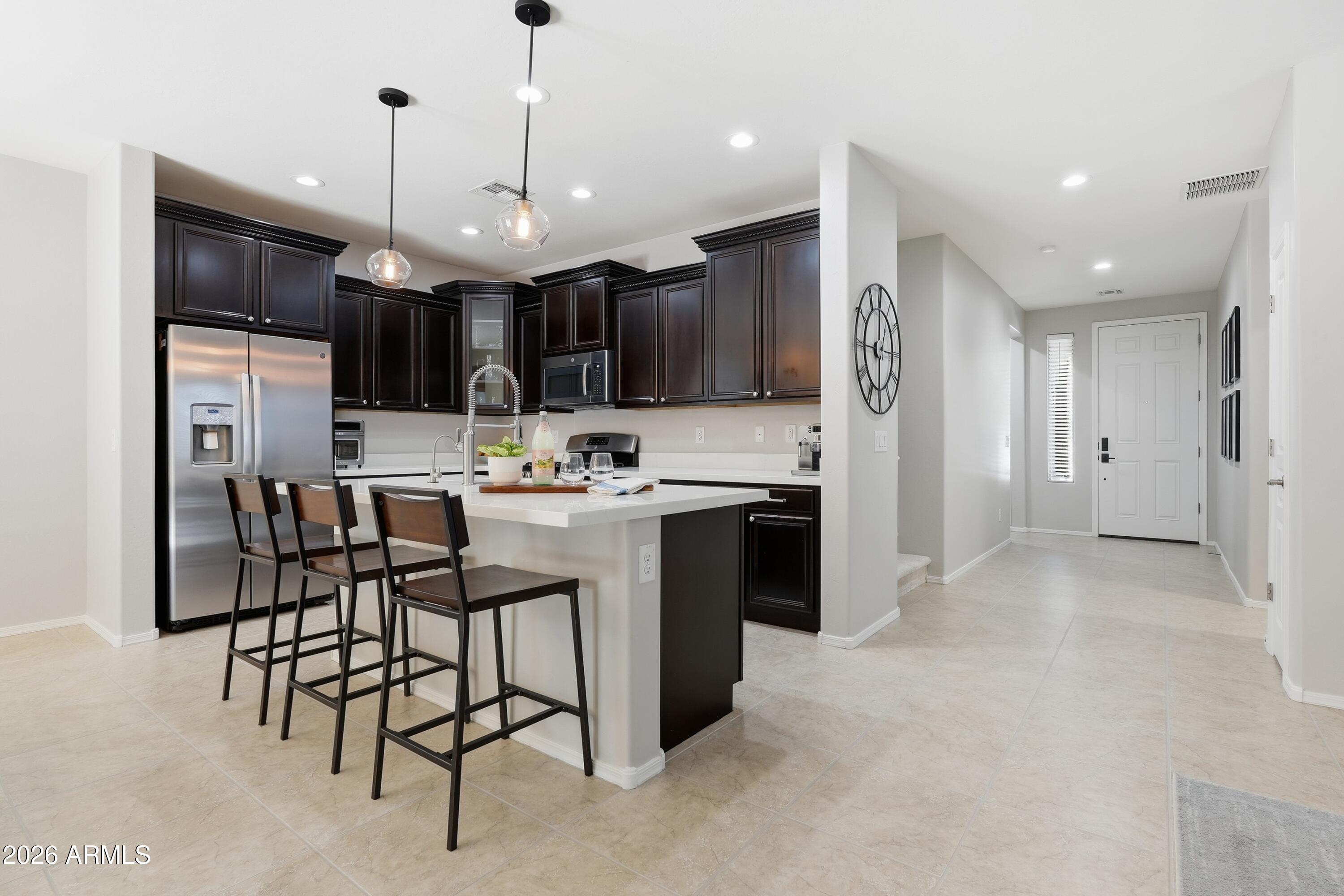 1695 W PELICAN Drive