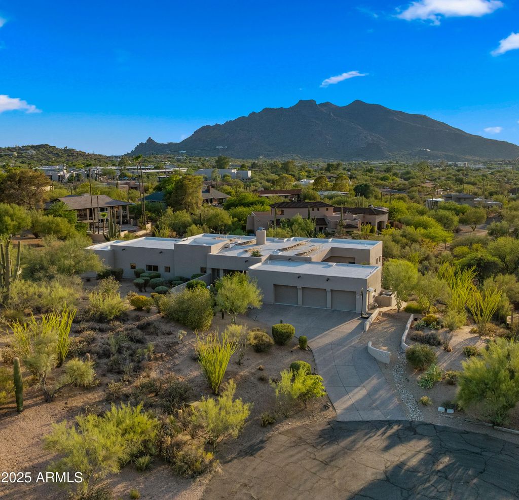 Photo of 37636 N Round Robin Court, Carefree, AZ 85377 (MLS # 6904186)