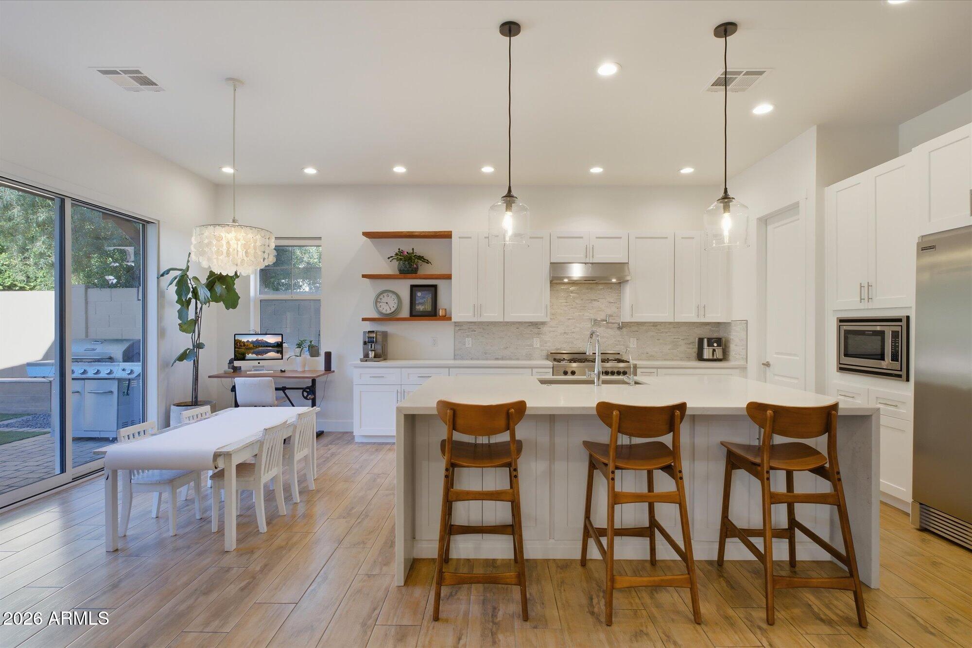 4222 E HAZELWOOD Street