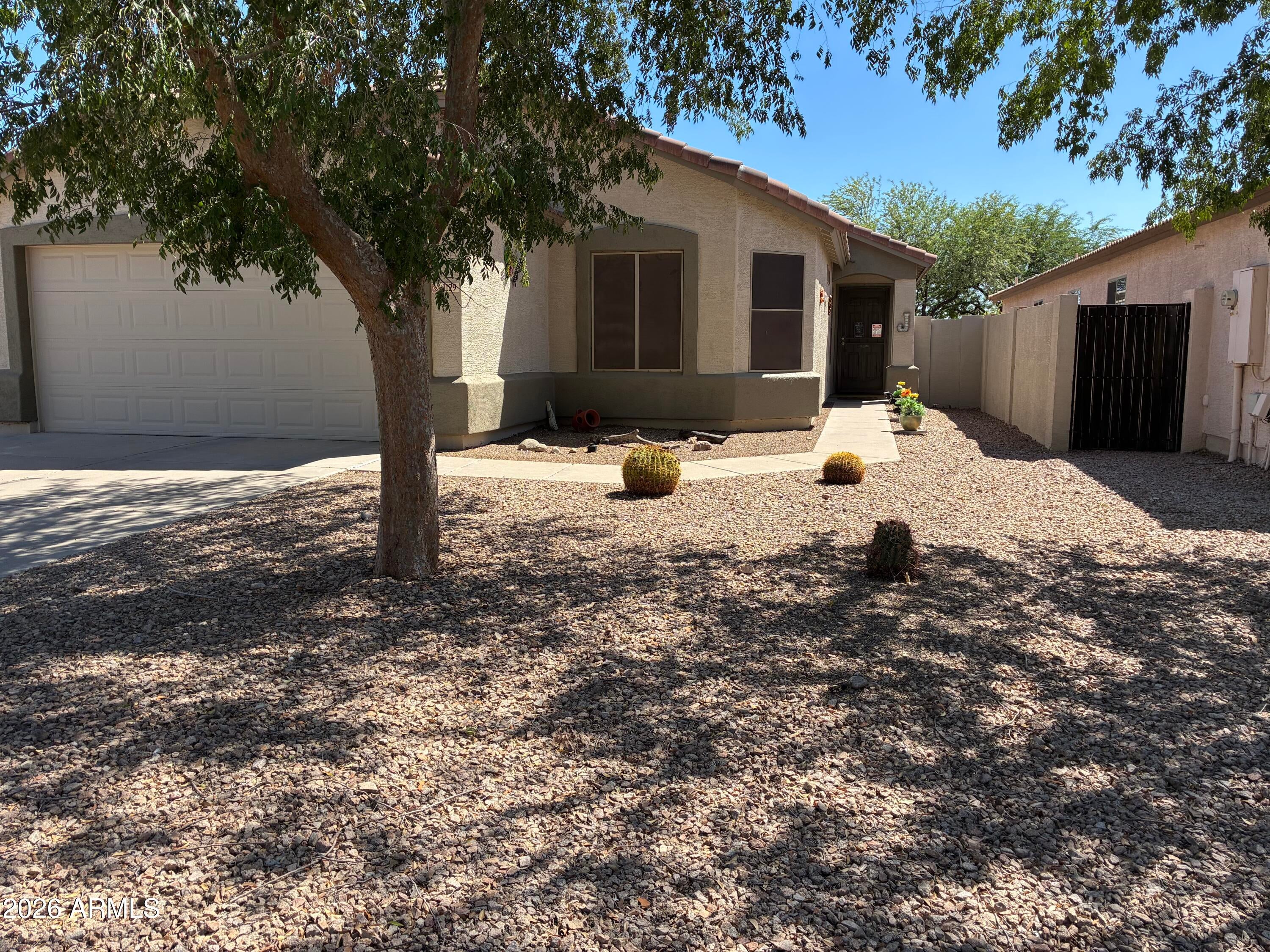 1129 E ELM Road