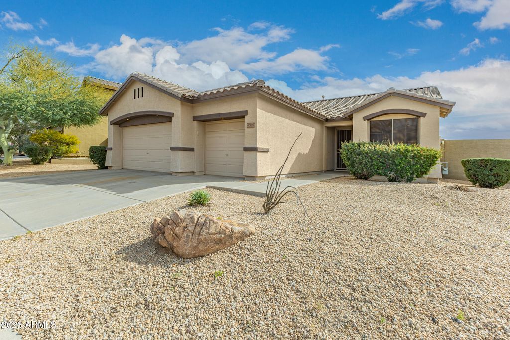 Photo of 40825 N Majesty Court, Anthem, AZ 85086 (MLS # 6983535)