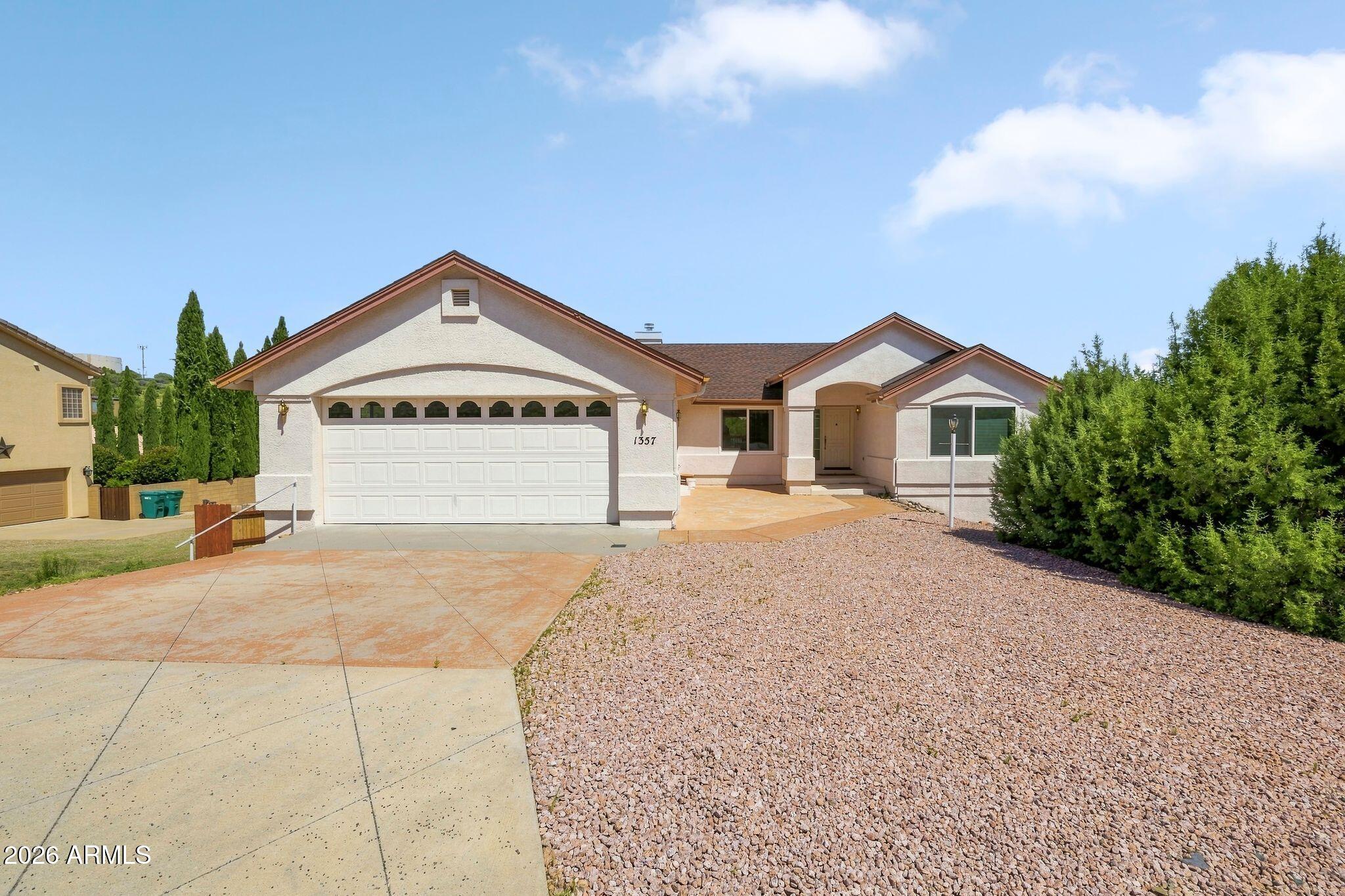 1357 N RUSTLERS ROOST --