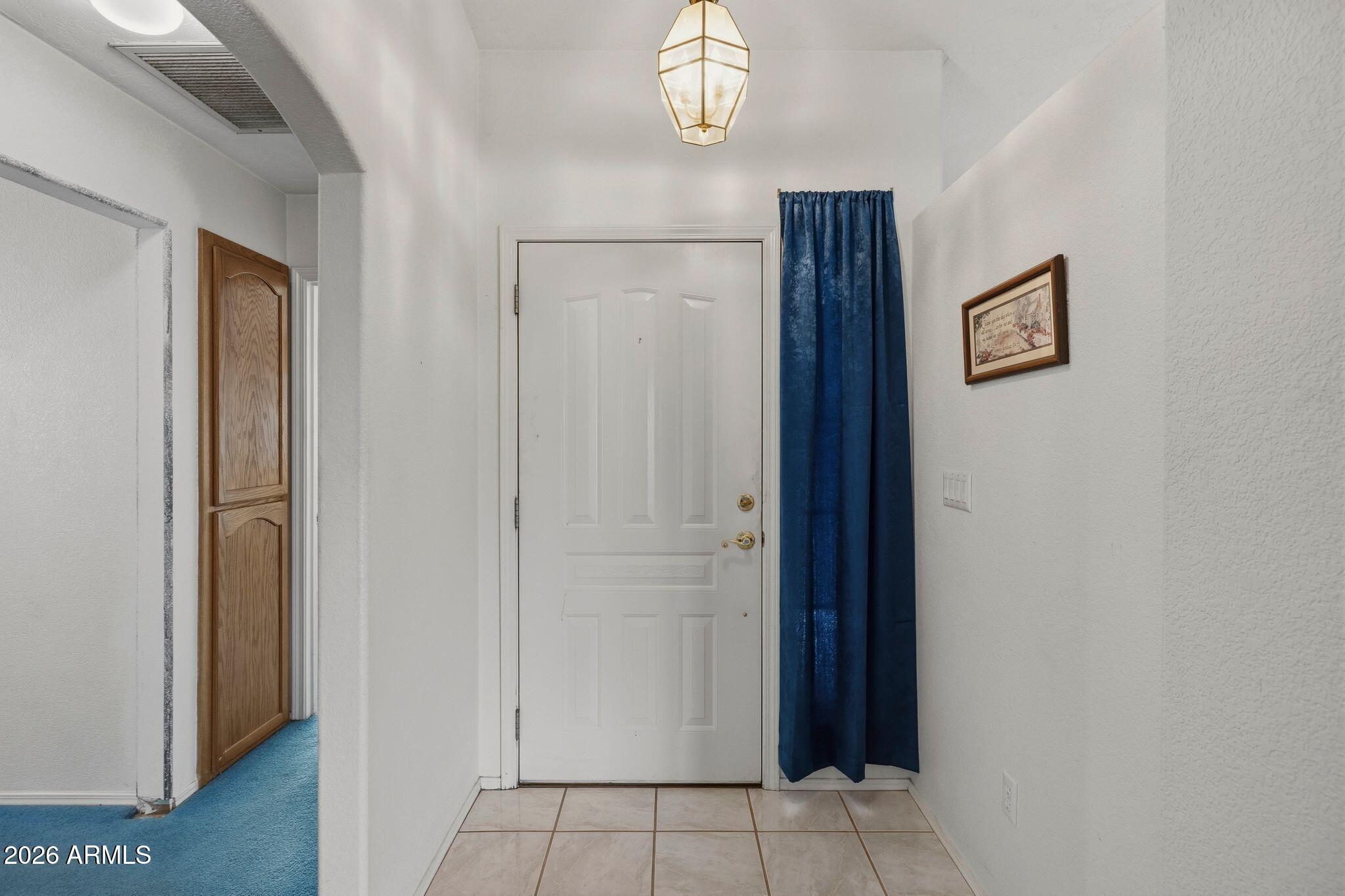 1357 N RUSTLERS ROOST --