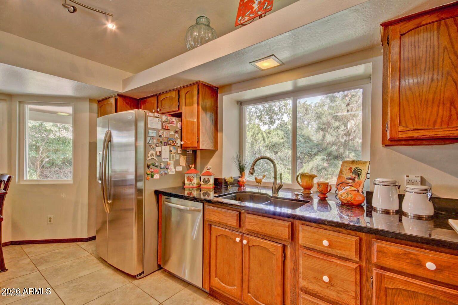 1132 E Linda Lane