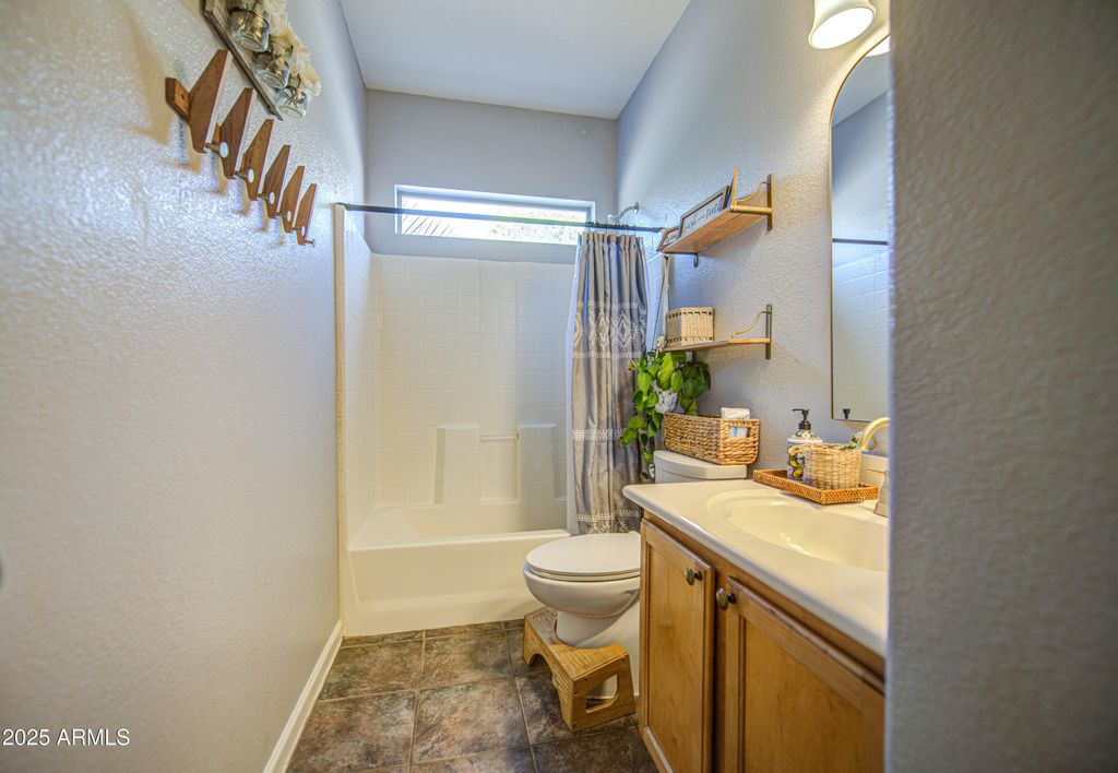 Photo of 2536 E Indian Wells Place, Chandler, AZ 85249 (MLS # 6915229)
