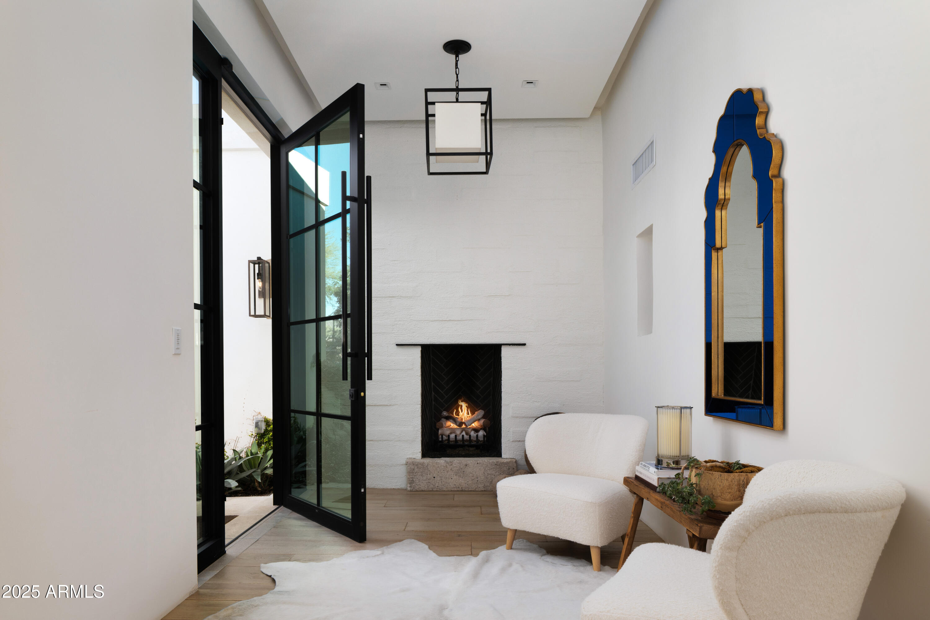 5434 E LINCOLN Drive 39