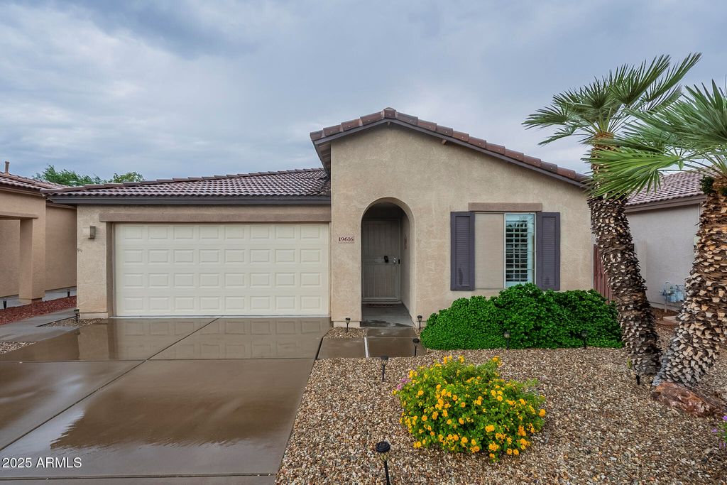 Photo of 19616 N 107th Drive, Peoria, AZ 85373 (MLS # 6931544)
