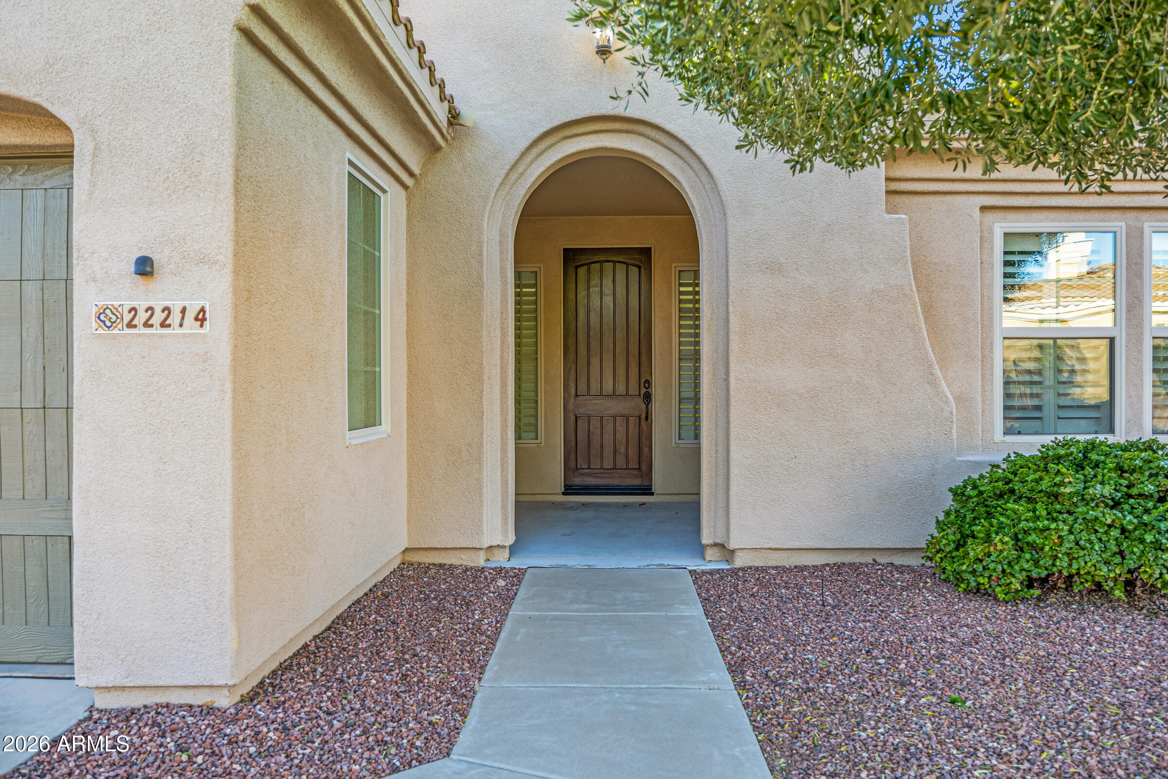 22214 N LAS POSITAS Drive