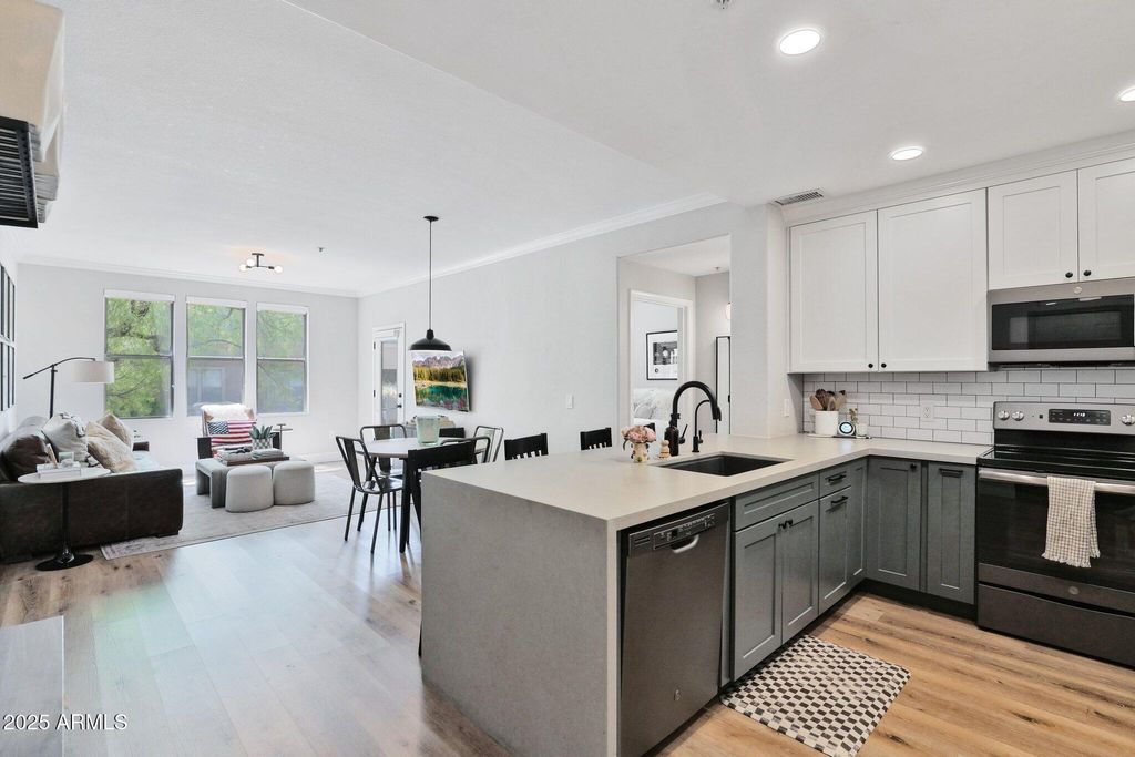 Photo of 20100 N 78th Place #1023, Scottsdale, AZ 85255 (MLS # 6866263)