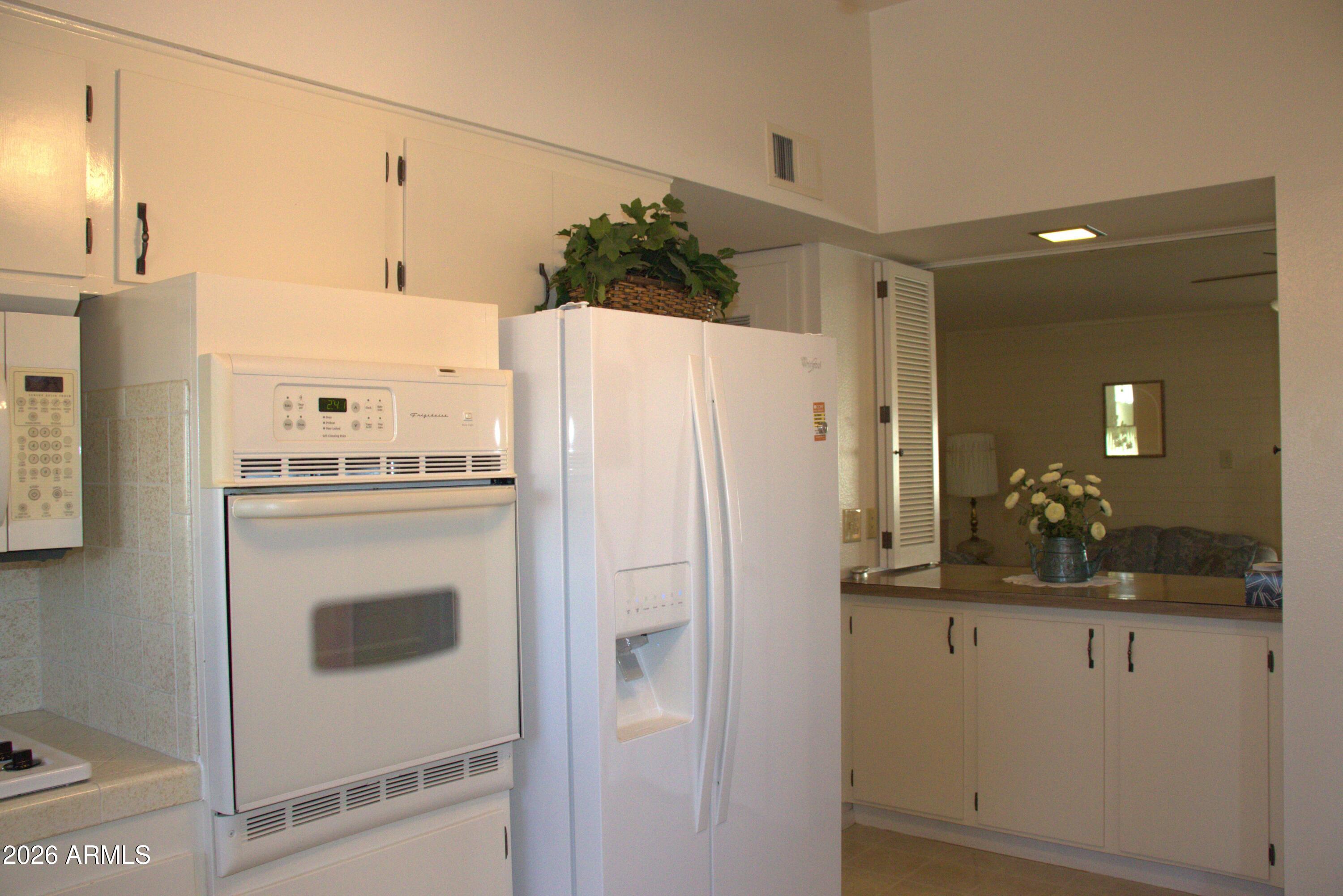 10923 W WINDSOR Drive