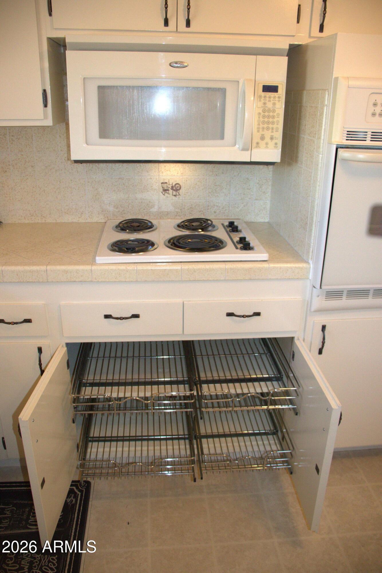 10923 W WINDSOR Drive