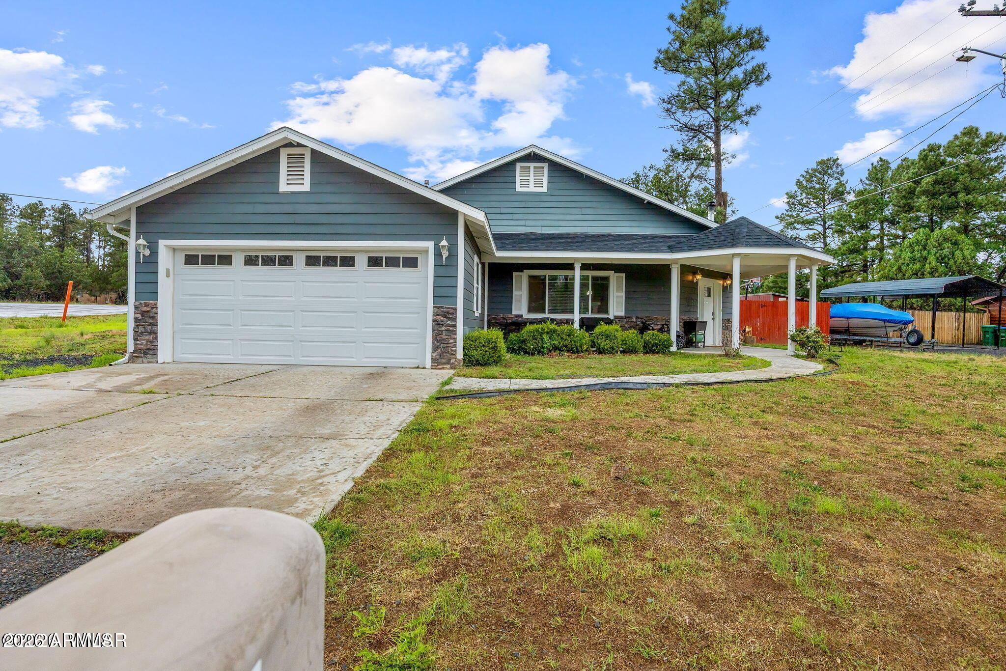 780 FAIRWAY Drive