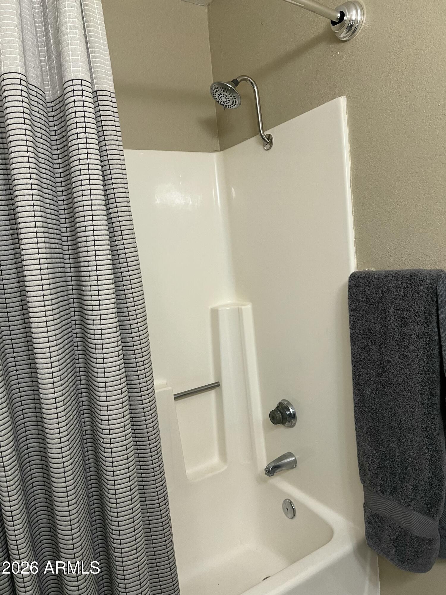 COUNTRY MEADOWS CONDOMINIUMS UNIT 2 - Residential