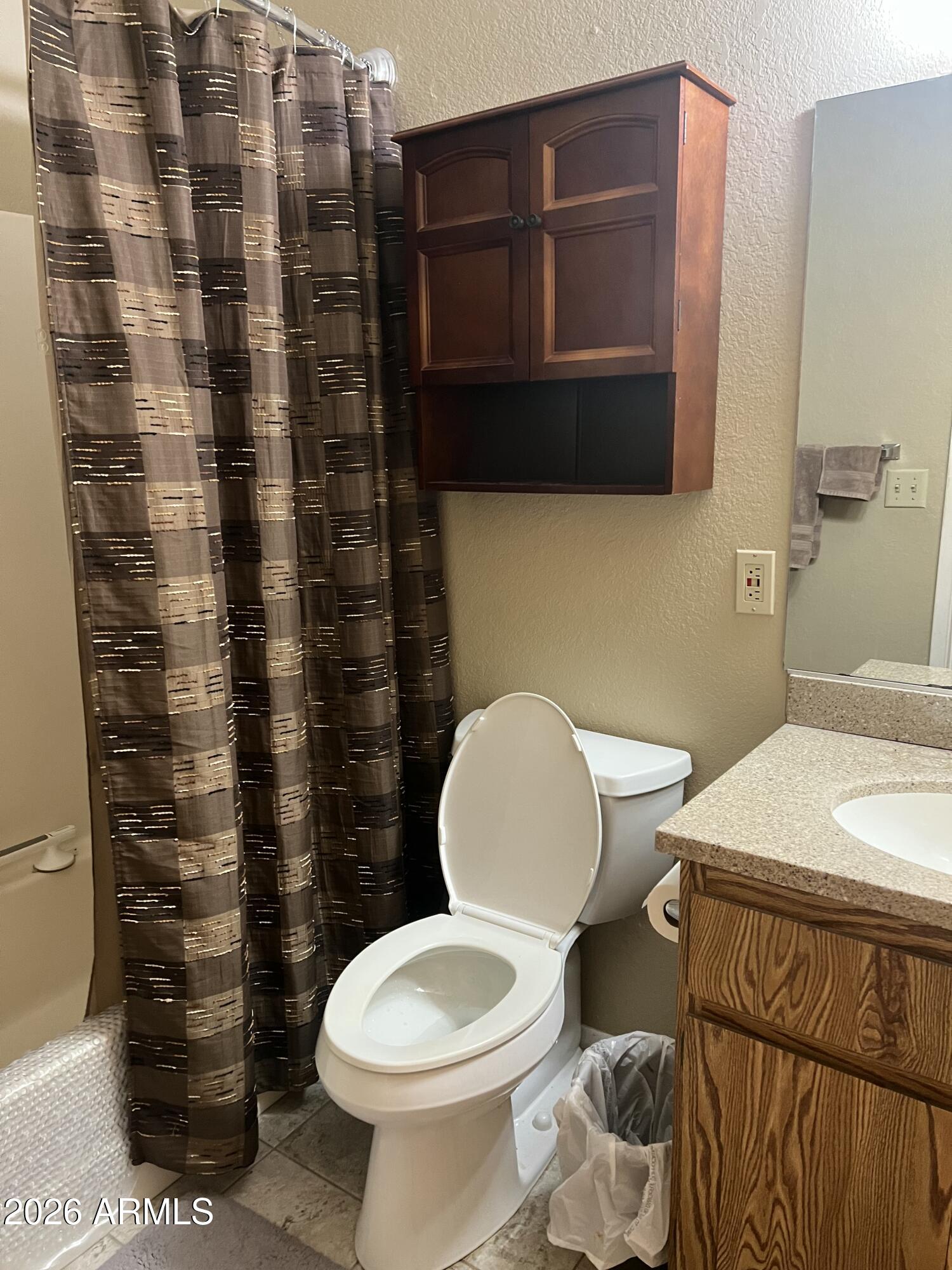 COUNTRY MEADOWS CONDOMINIUMS UNIT 2 - Residential
