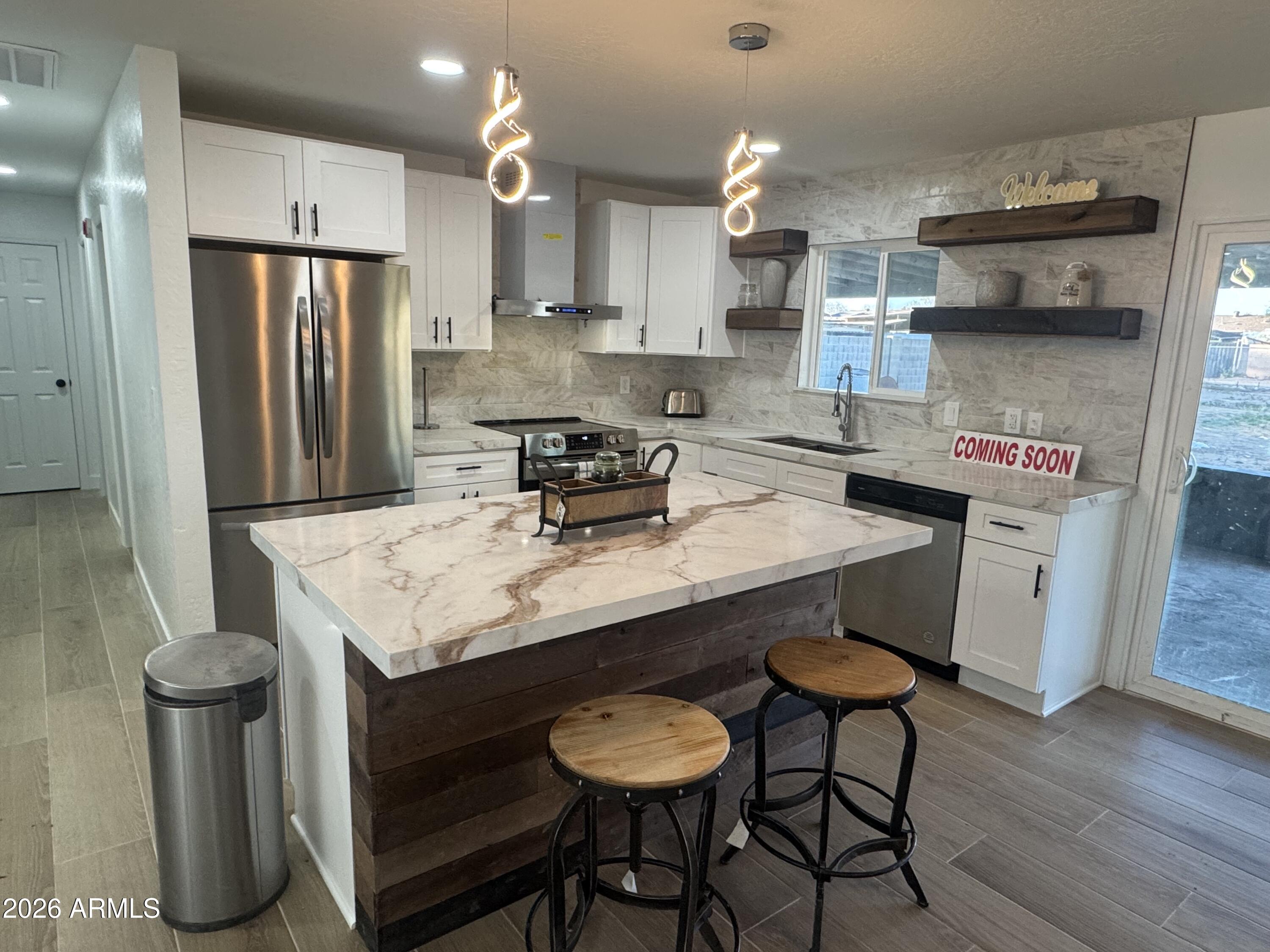 6320 W MCKINLEY Street