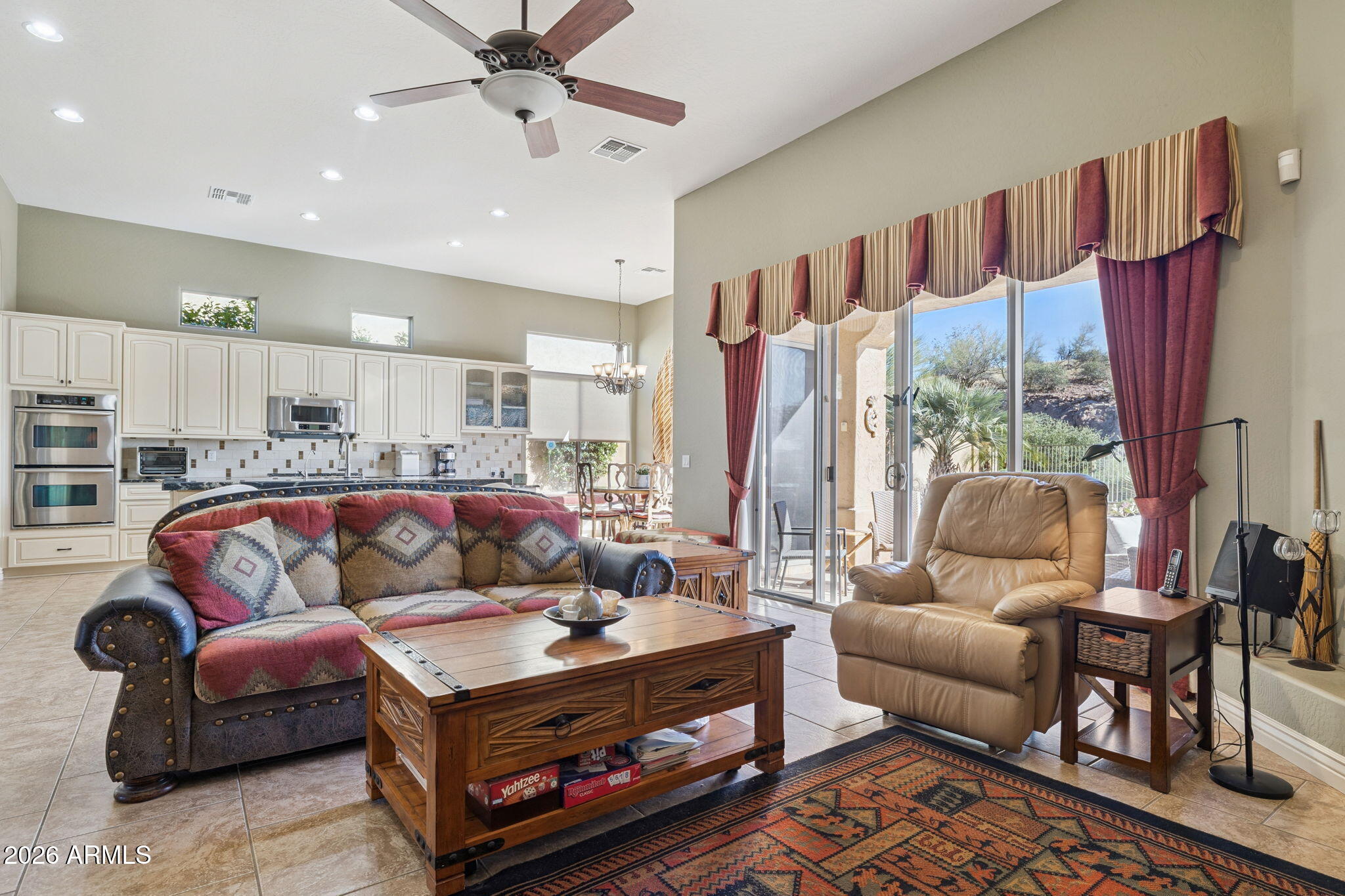 SUPERSTITION FOOTHILLS - Residential