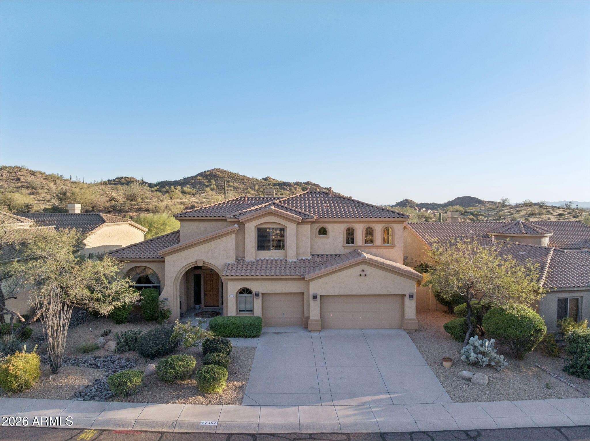 SUPERSTITION FOOTHILLS - Residential
