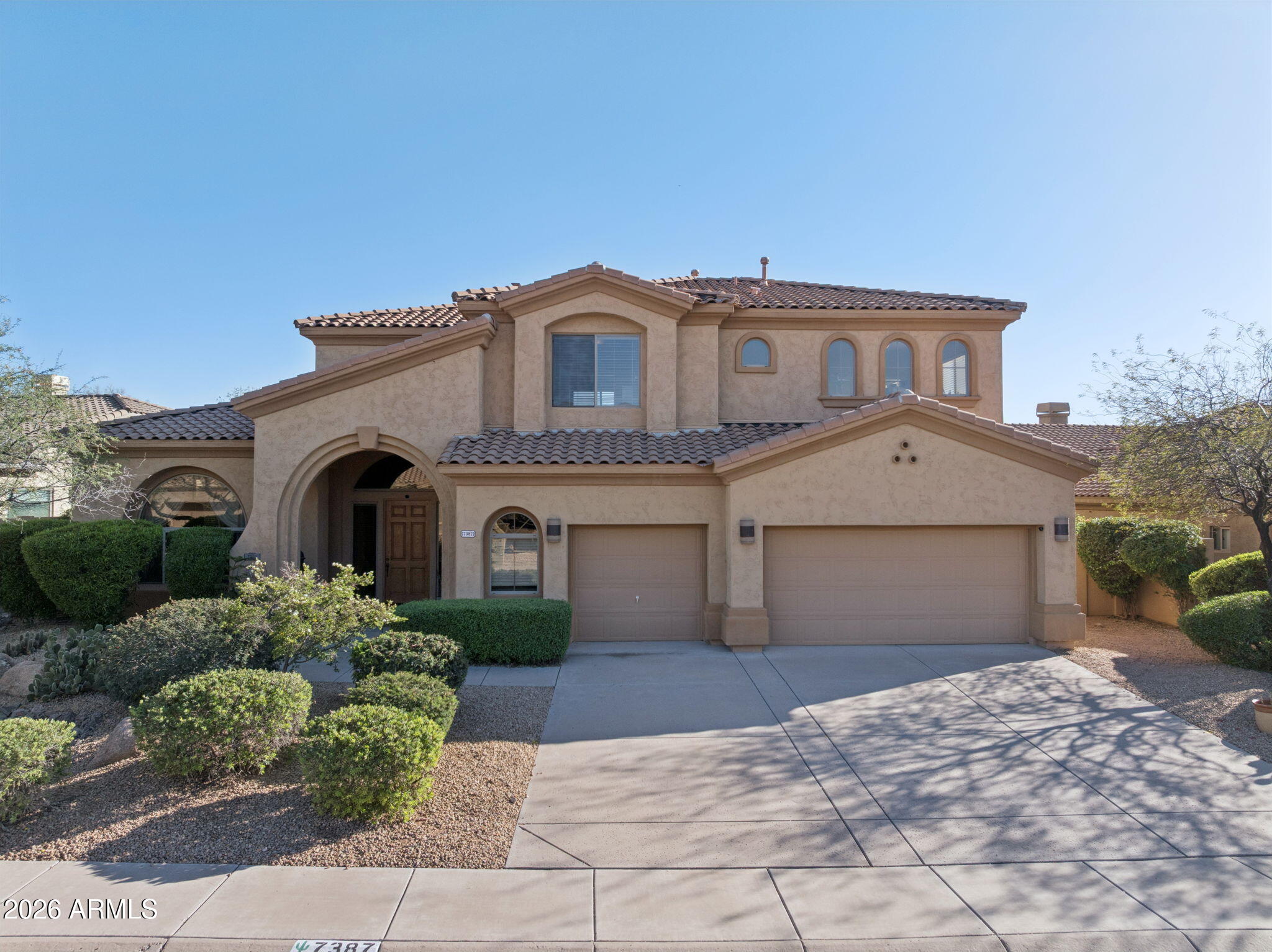 SUPERSTITION FOOTHILLS - Residential