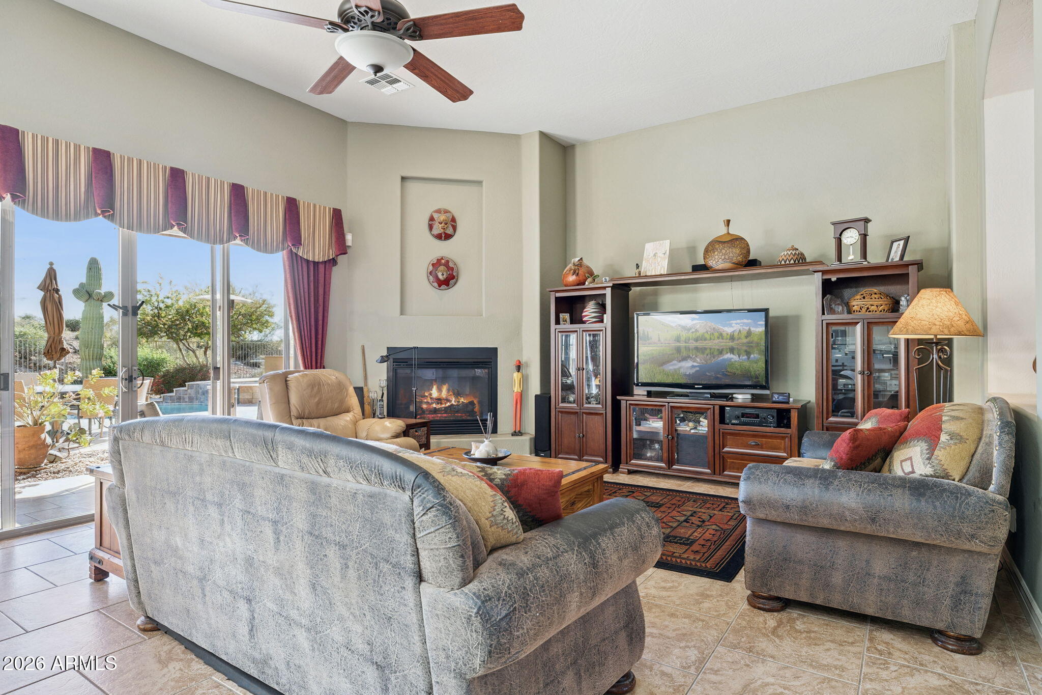 SUPERSTITION FOOTHILLS - Residential