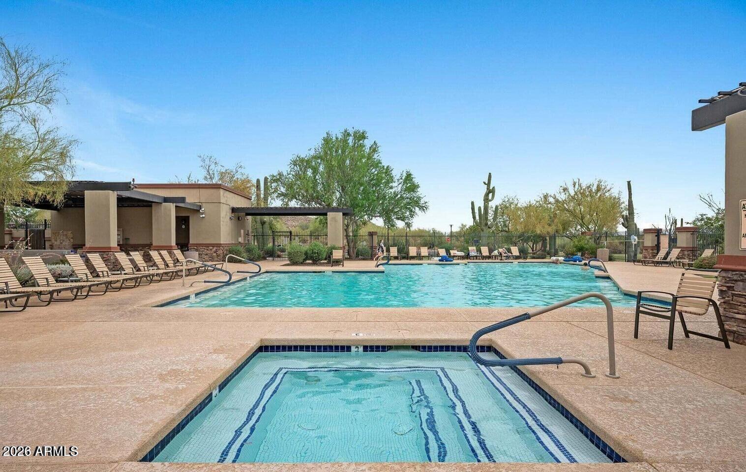 SUPERSTITION FOOTHILLS - Residential