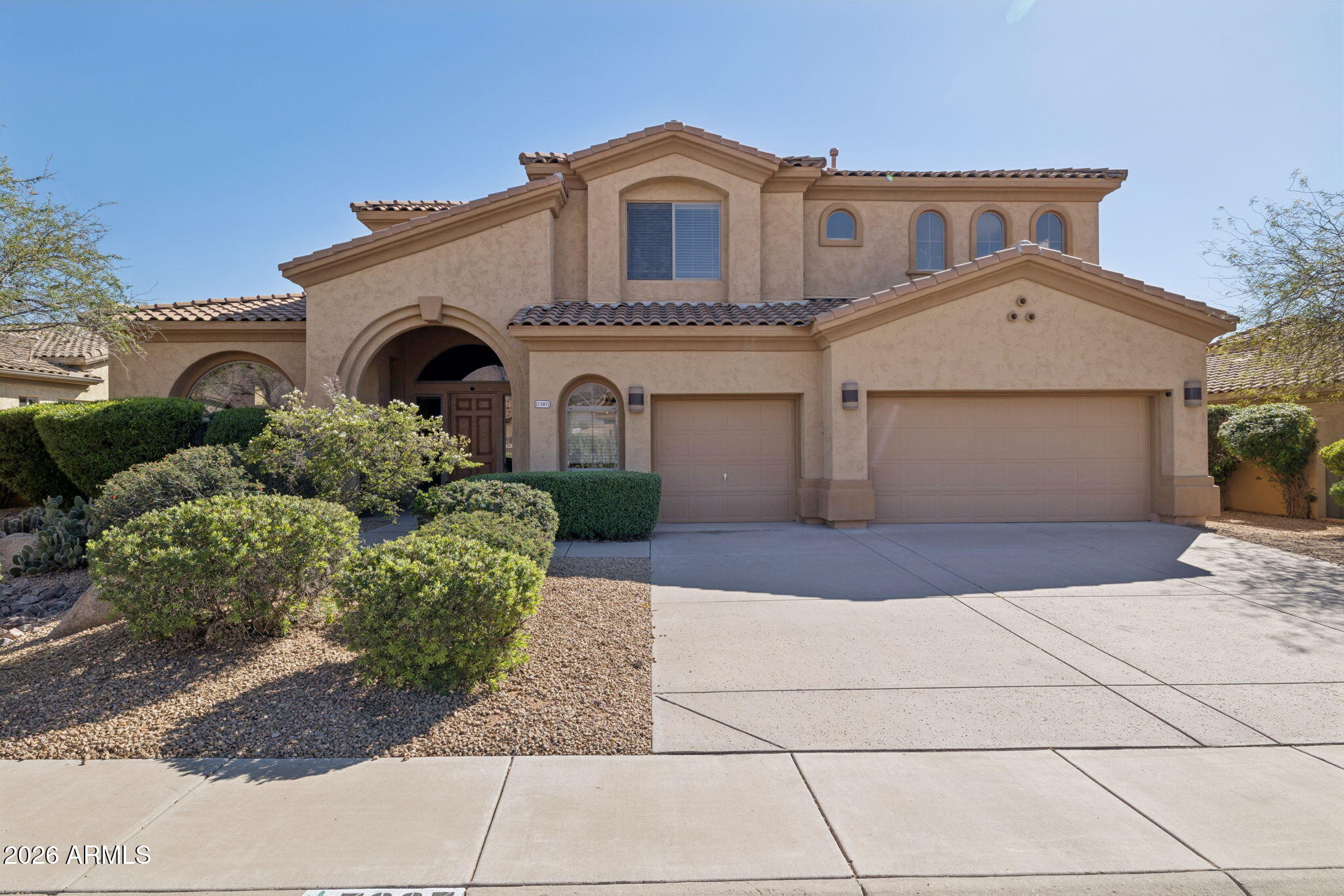 SUPERSTITION FOOTHILLS - Residential