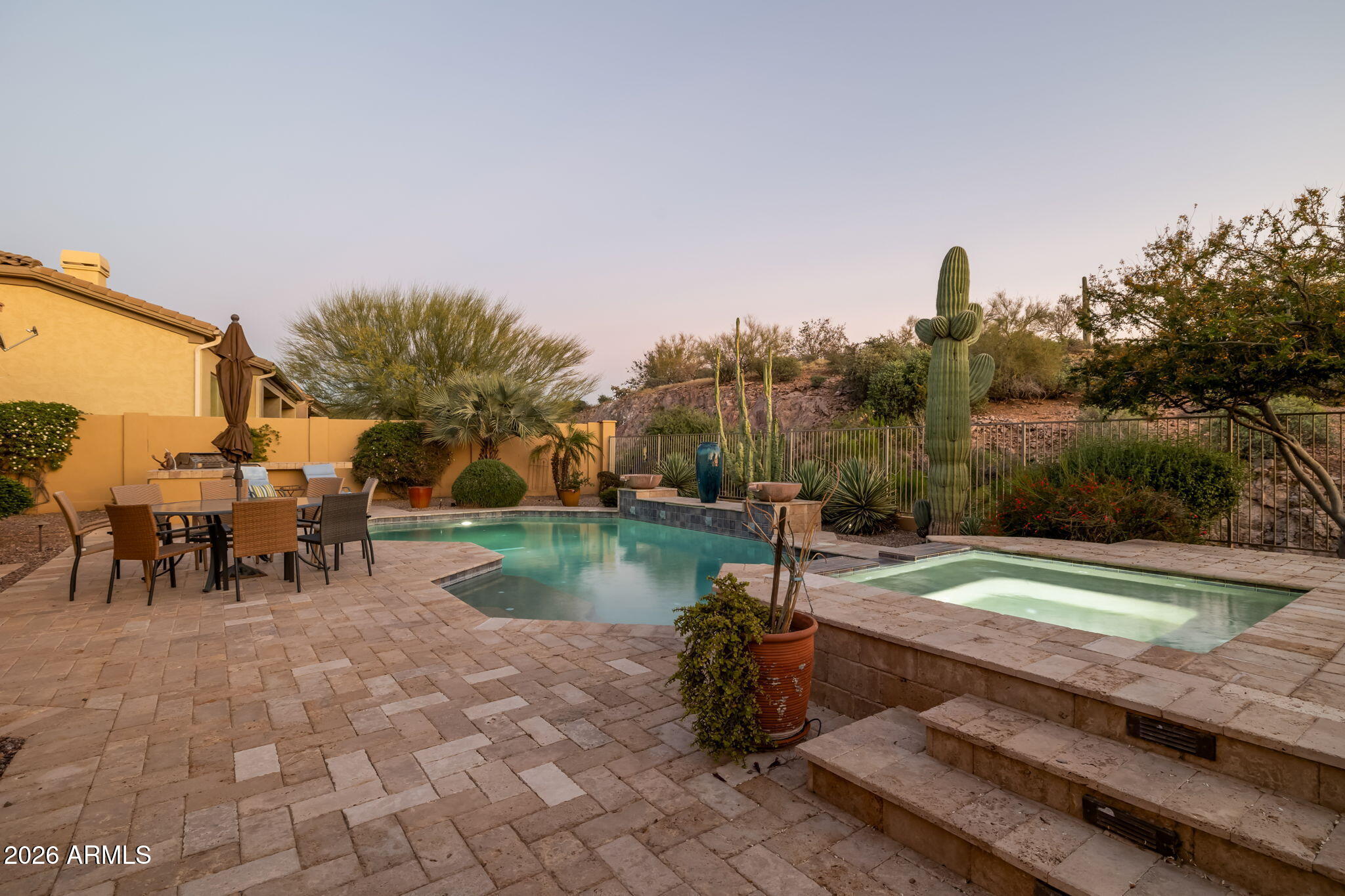 SUPERSTITION FOOTHILLS - Residential