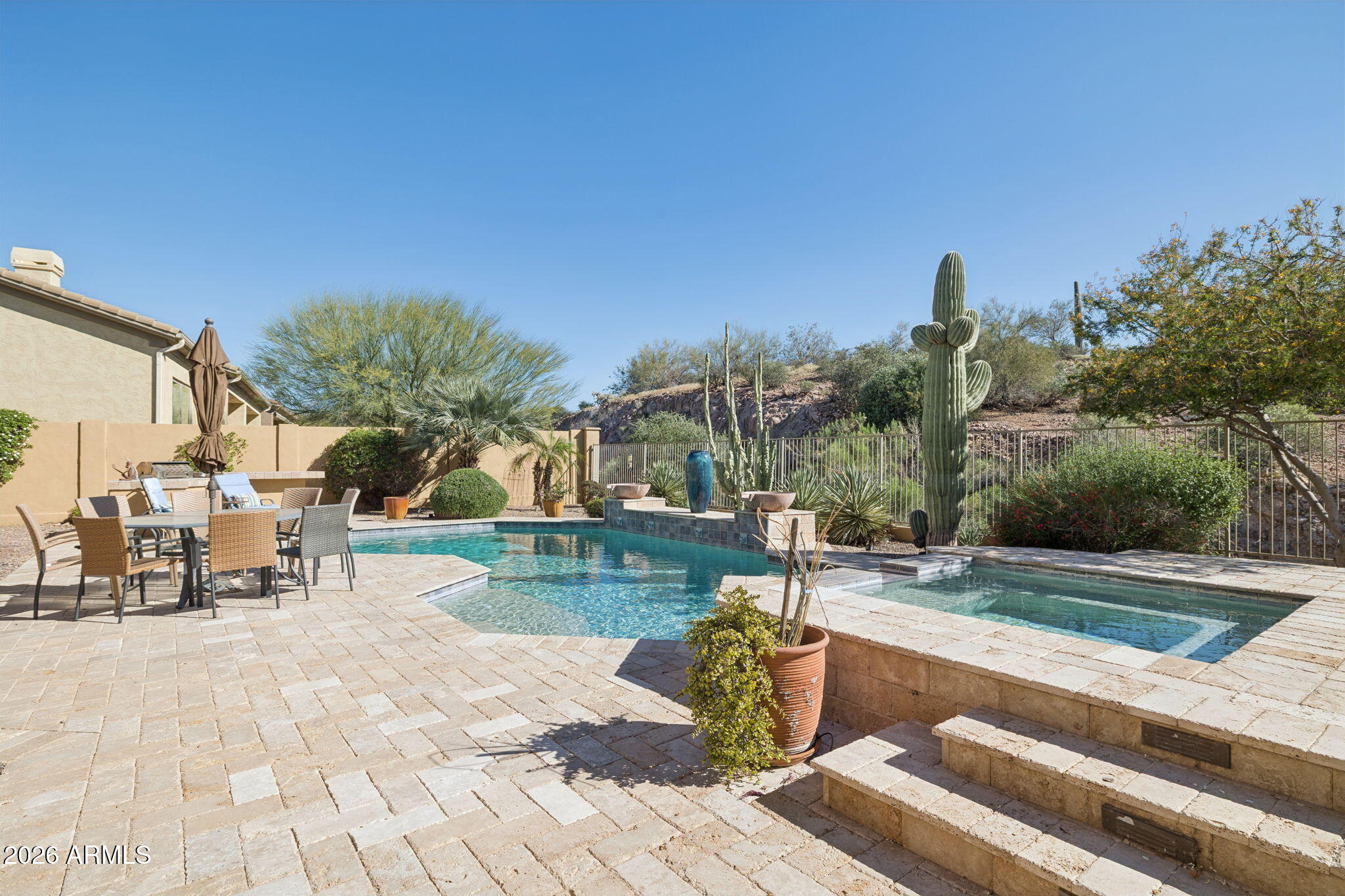 SUPERSTITION FOOTHILLS - Residential