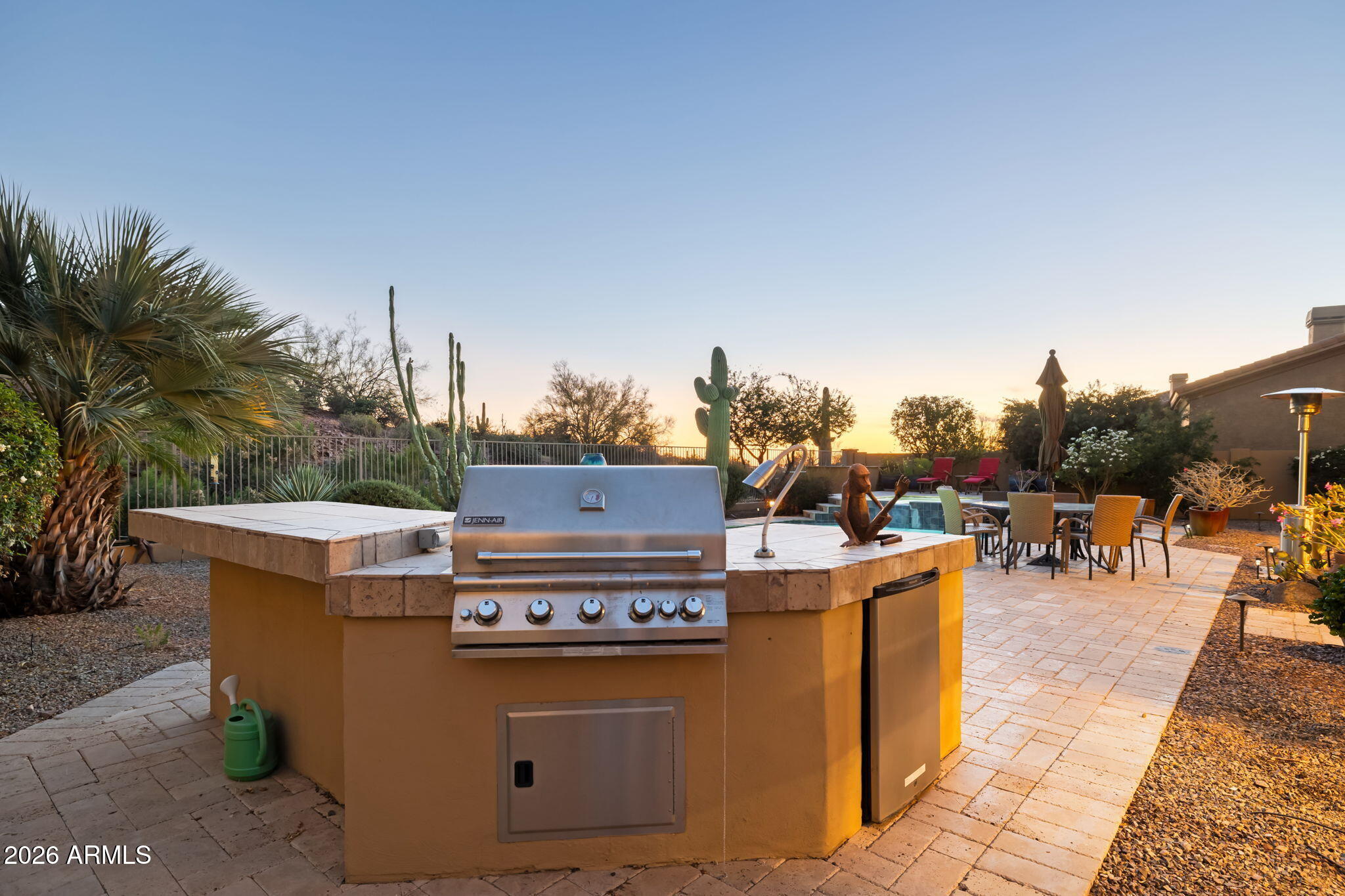 SUPERSTITION FOOTHILLS - Residential