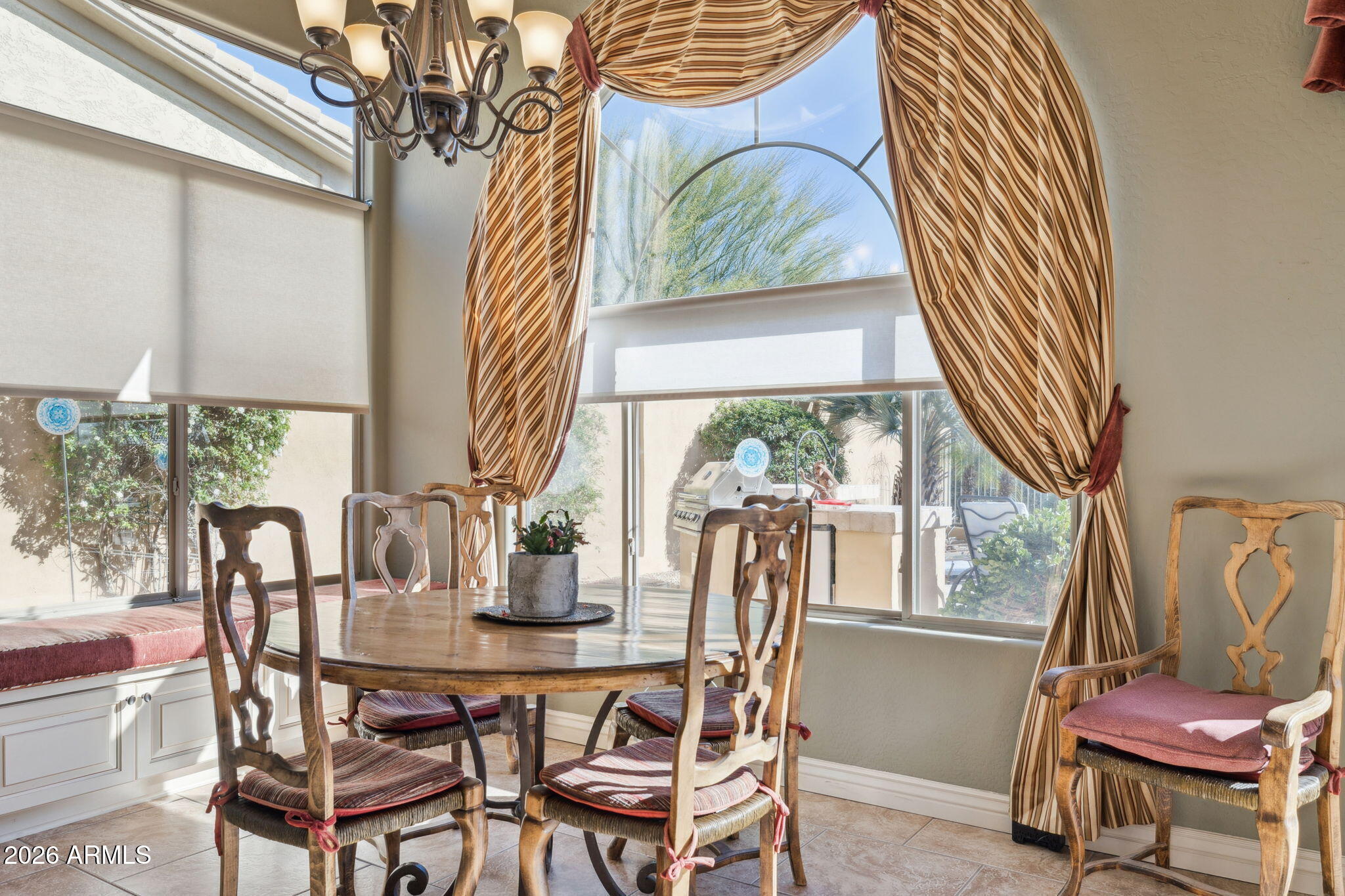 SUPERSTITION FOOTHILLS - Residential