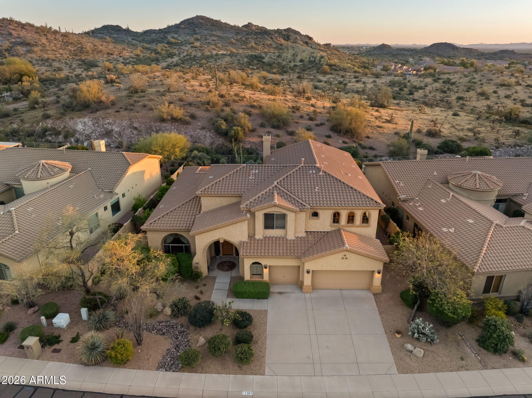 SUPERSTITION FOOTHILLS - Residential