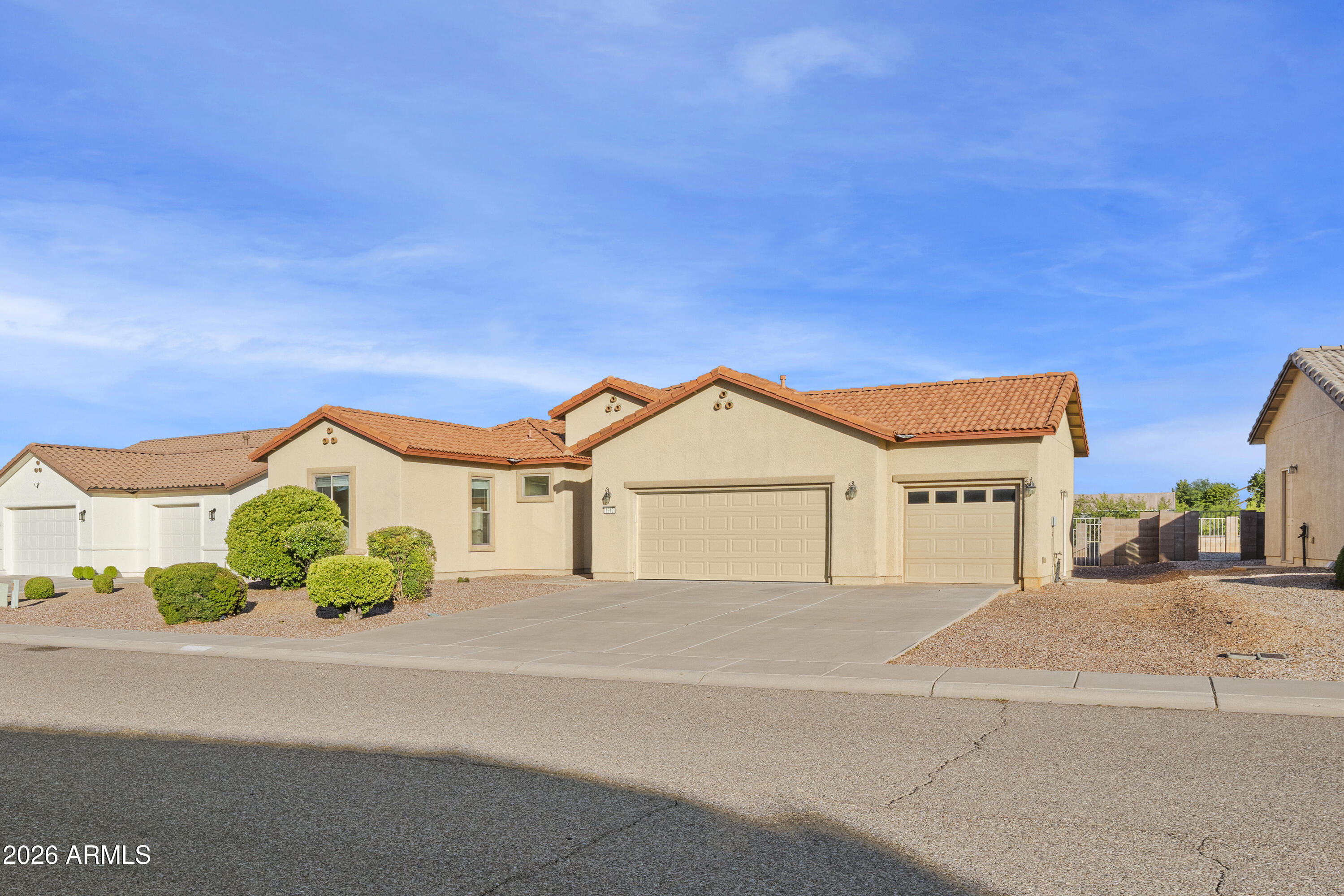 1912 PRAIRIE GRASS Drive