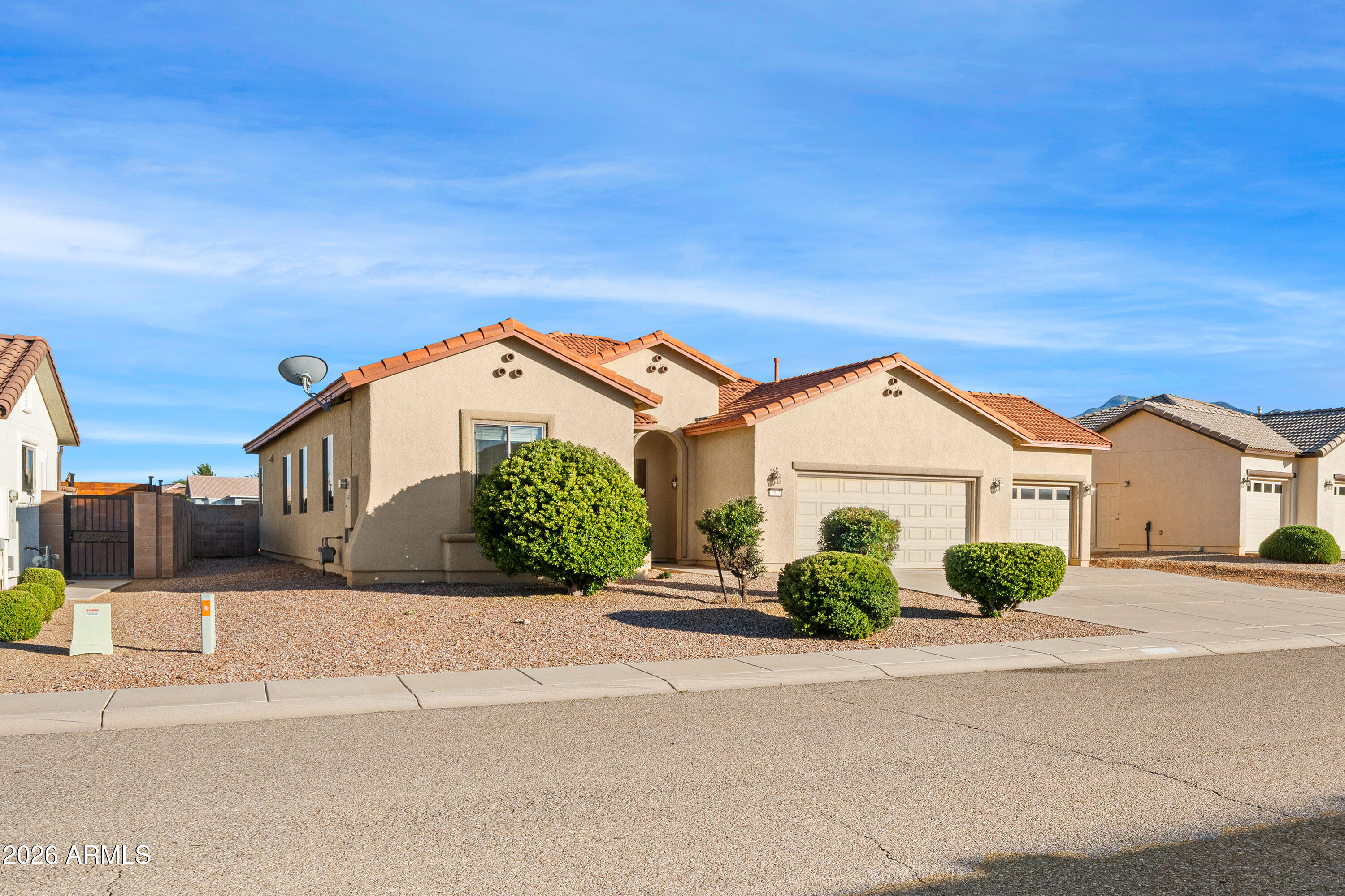1912 PRAIRIE GRASS Drive