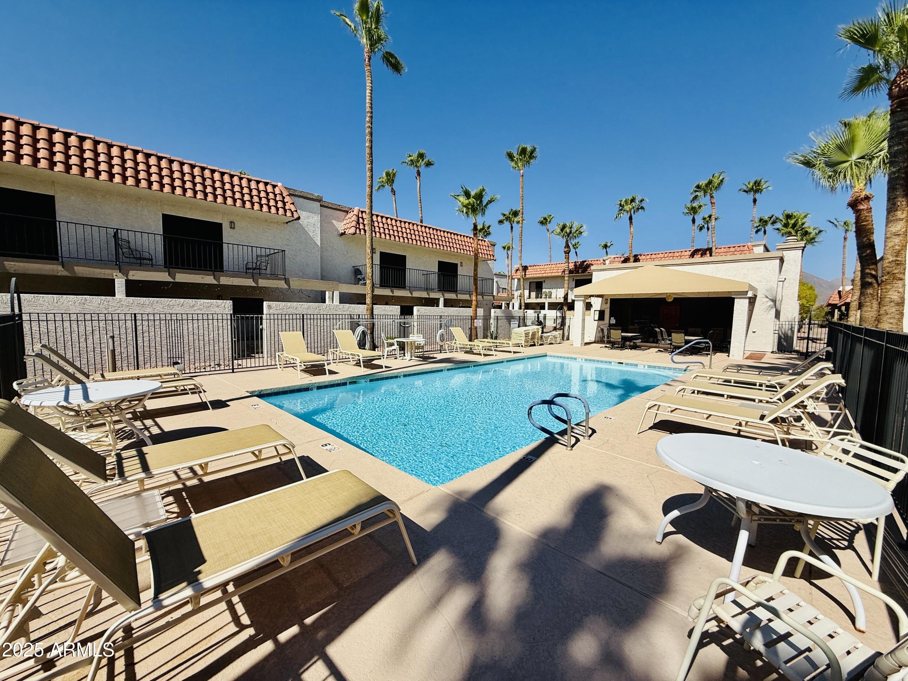 16510 E PALISADES Boulevard 21
