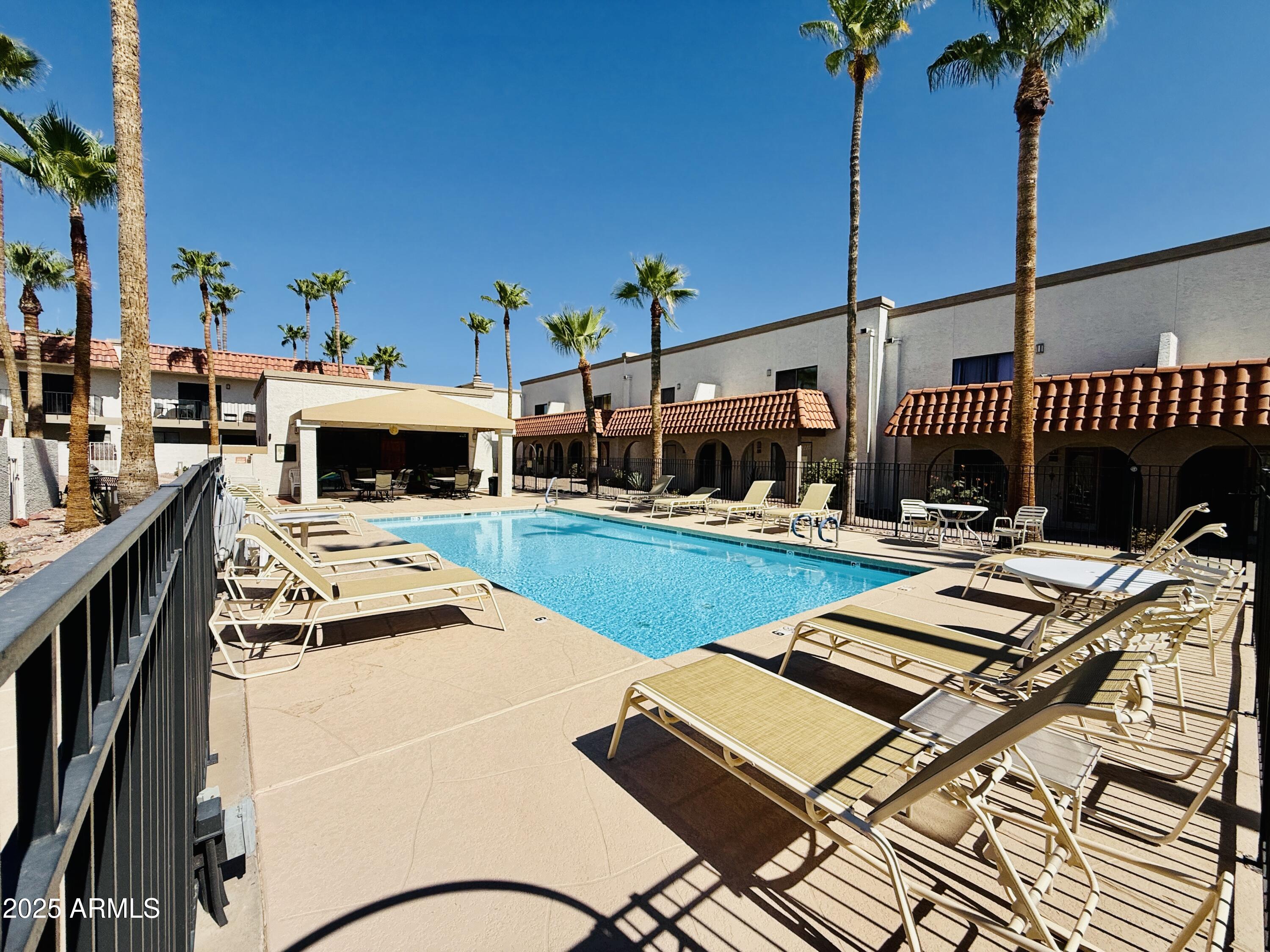 16510 E PALISADES Boulevard 21