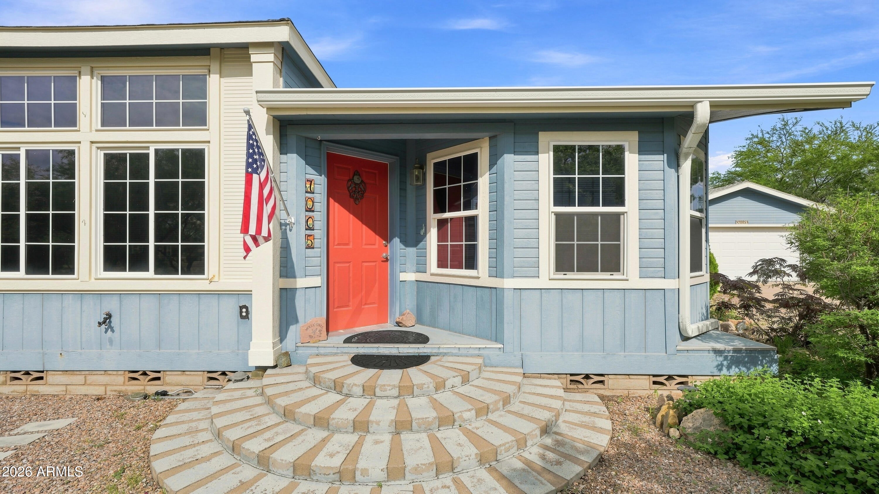 7005 S Elmer Loop
