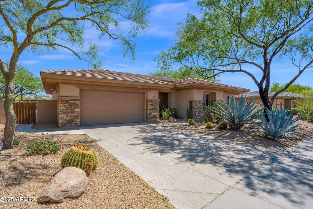 Photo of 7283 E Brisa Drive, Scottsdale, AZ 85266 (MLS # 6886444)