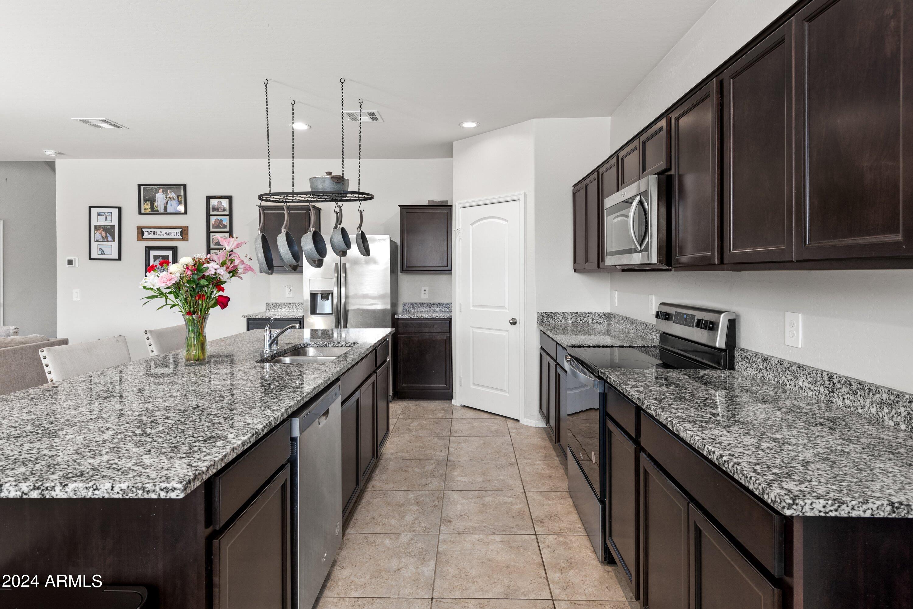 35419 W SAN ILDEFANSO Avenue